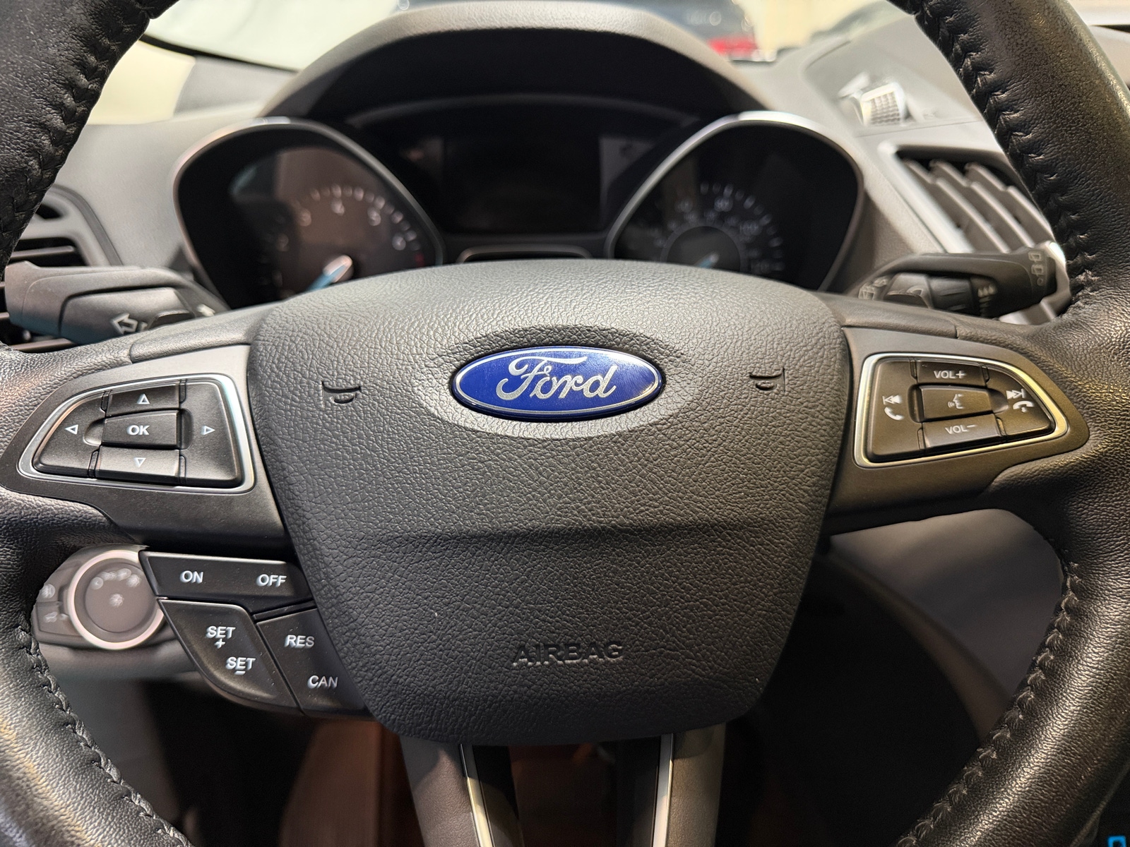 Thumbnail: 2017 Ford Escape - 5