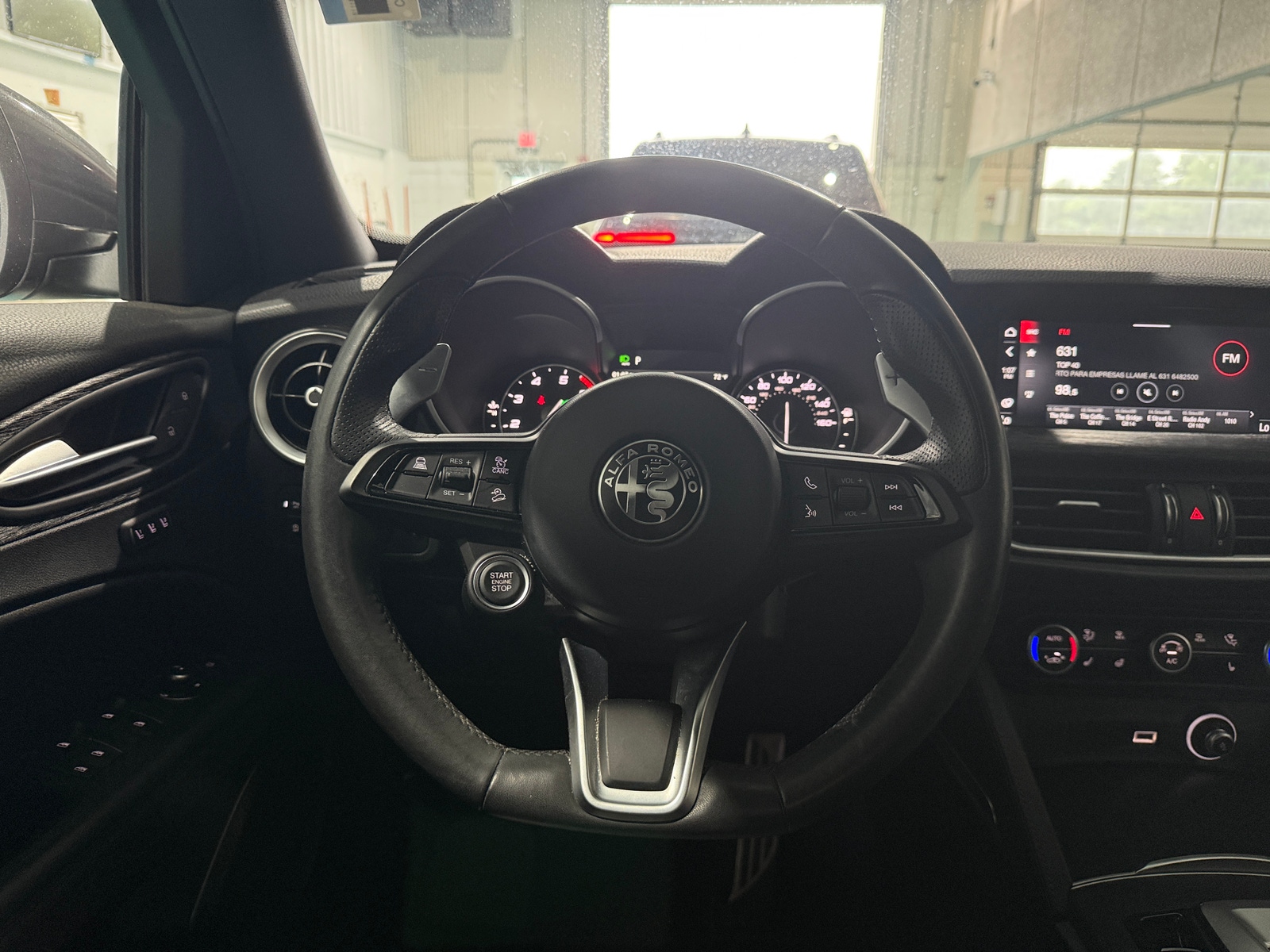 Thumbnail: 2023 Alfa Romeo Stelvio - 4