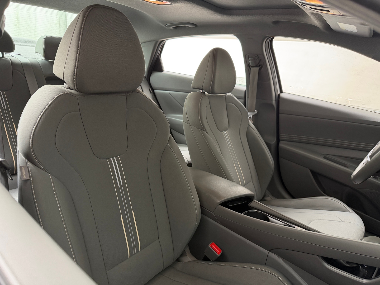 Thumbnail: 2025 Hyundai Elantra - 2