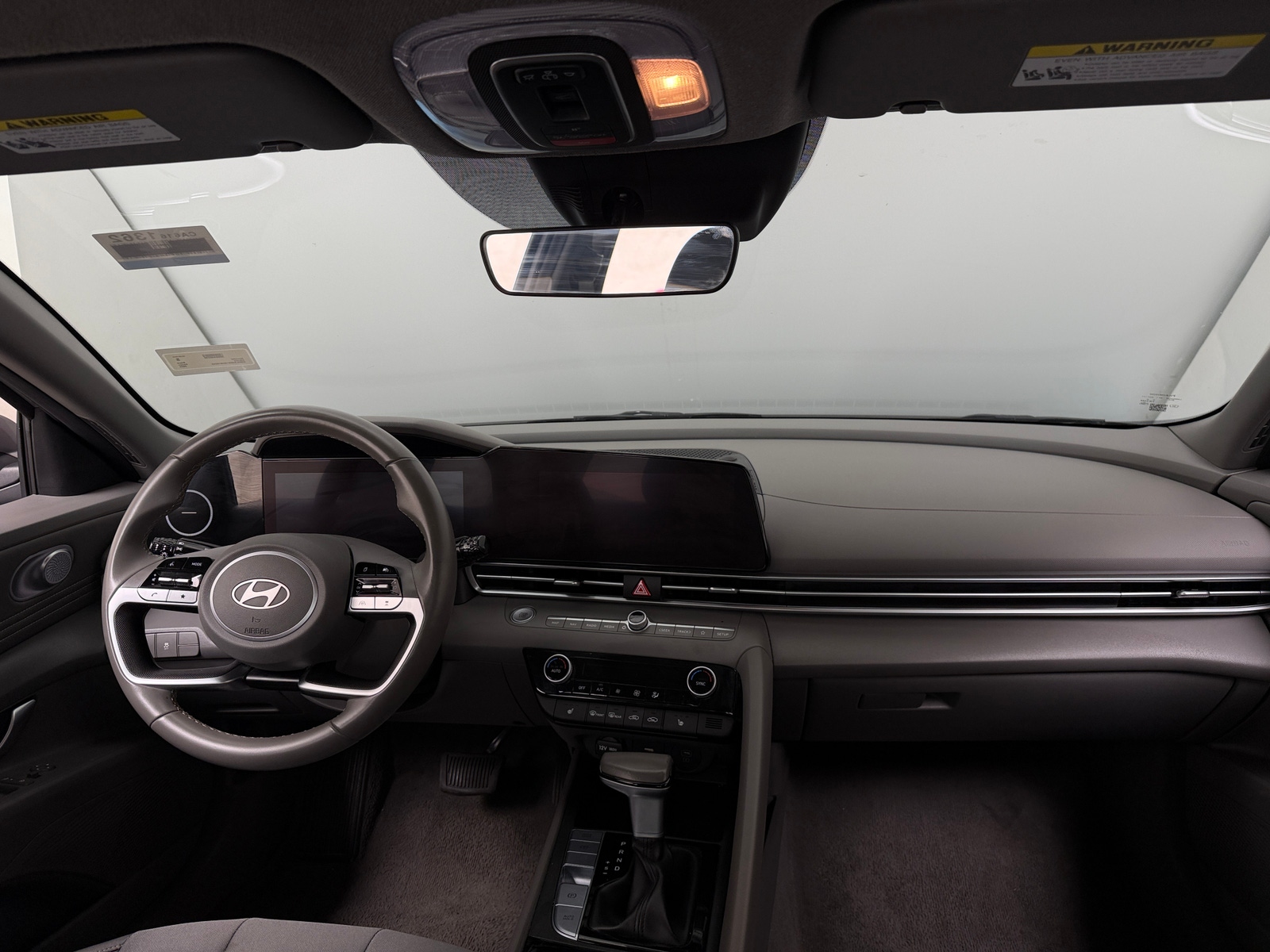 Thumbnail: 2025 Hyundai Elantra - 3