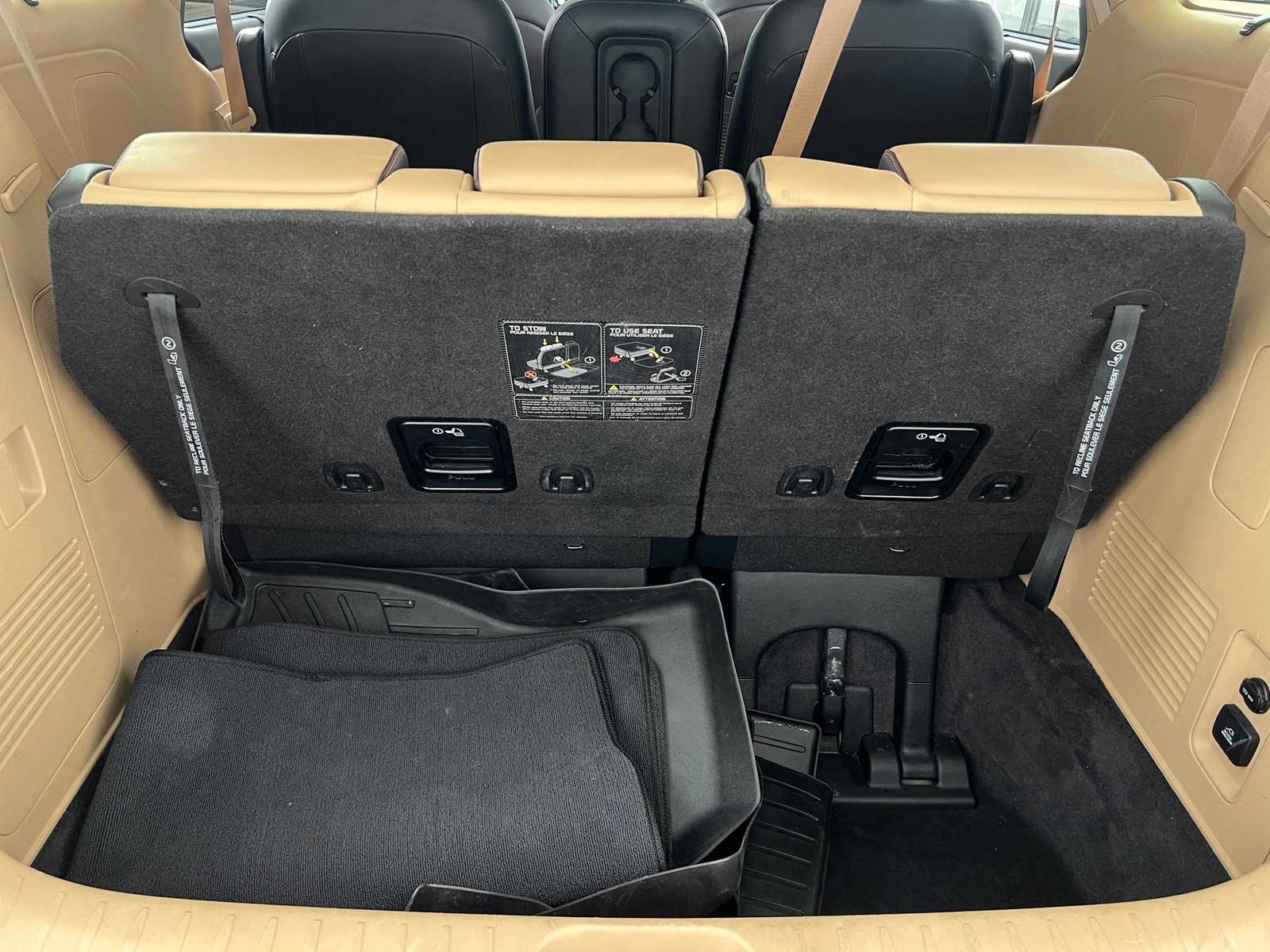 Thumbnail: 2021 Kia Sedona - 6