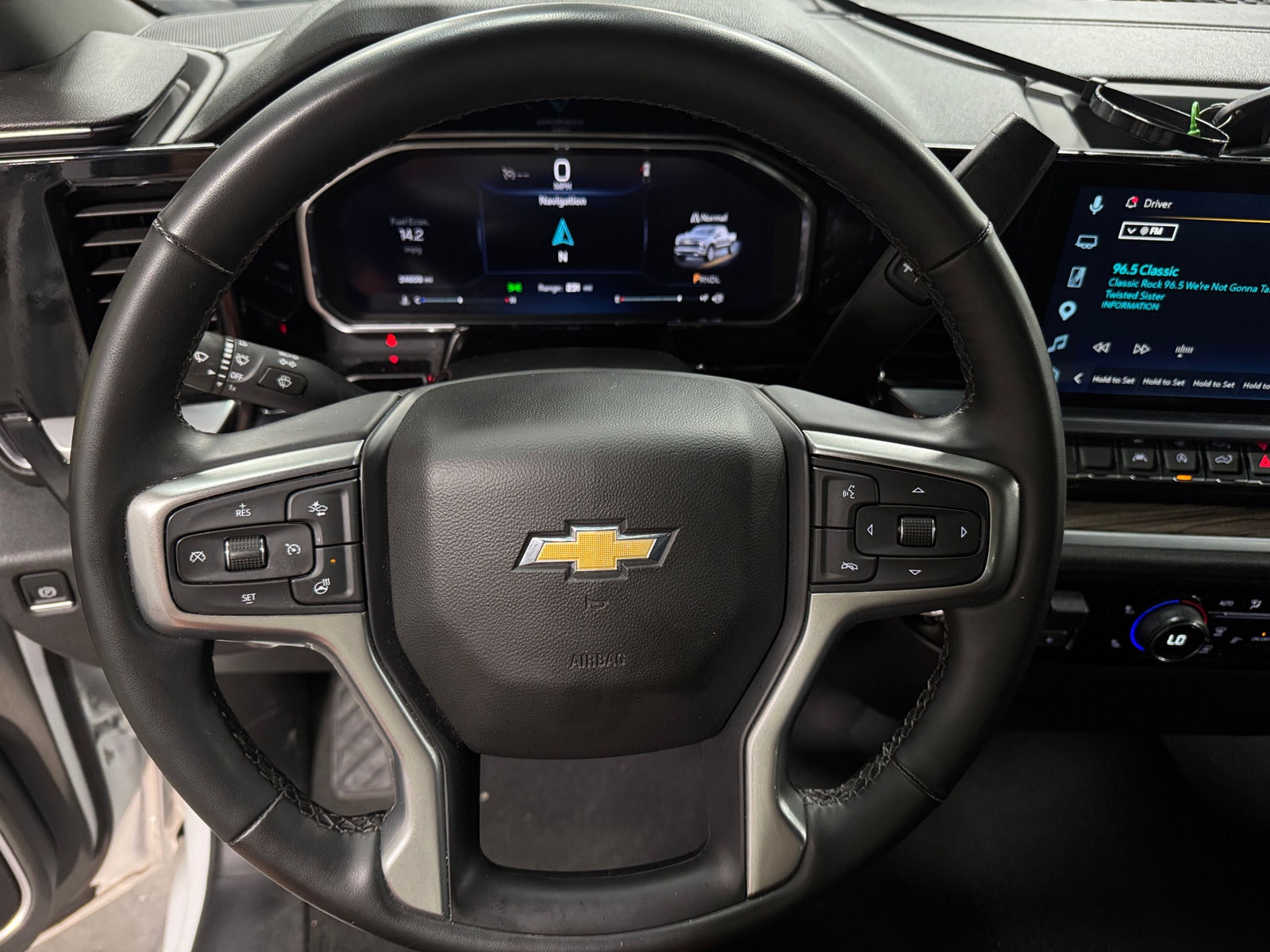 Thumbnail: 2026 Chevrolet Silverado 1500 - 5