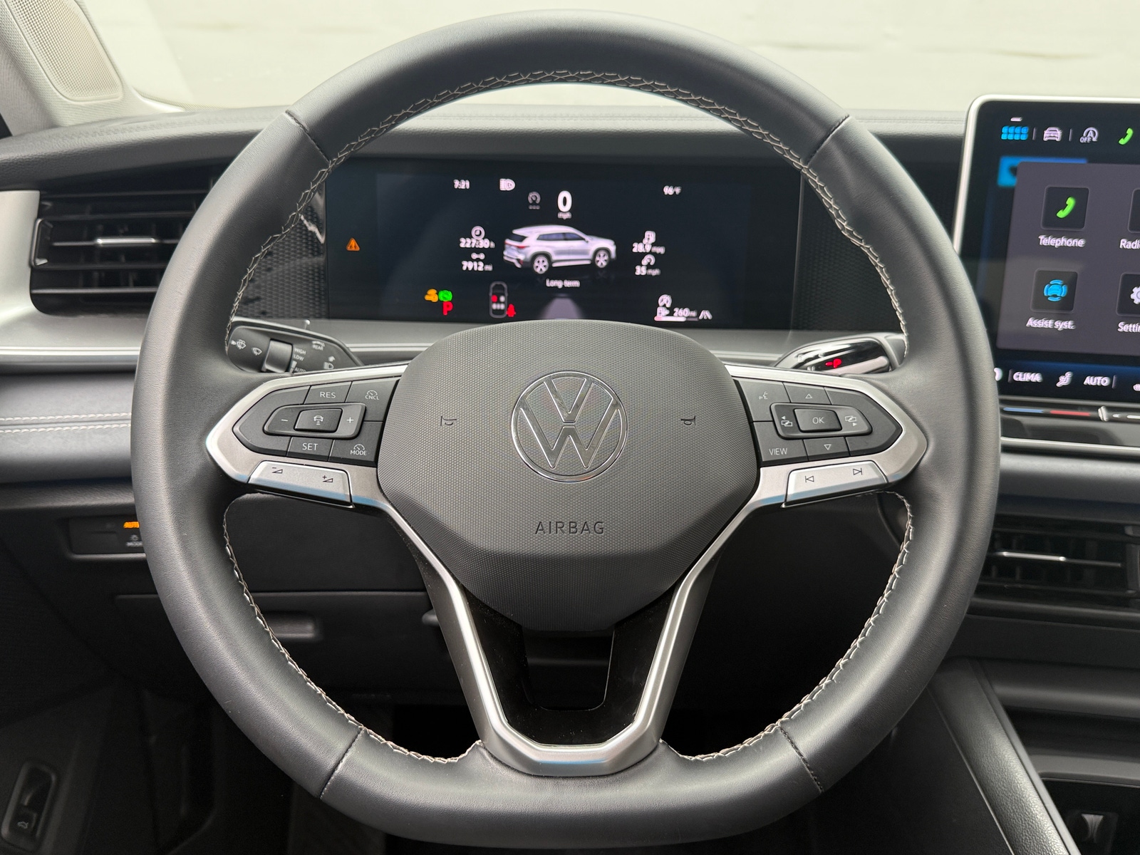 Thumbnail: 2026 Volkswagen Tiguan - 4