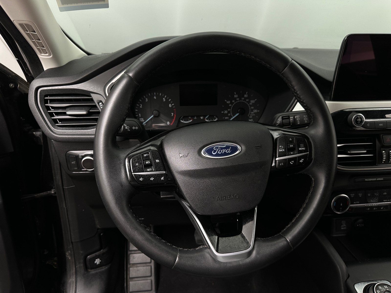 Thumbnail: 2022 Ford Escape - 5