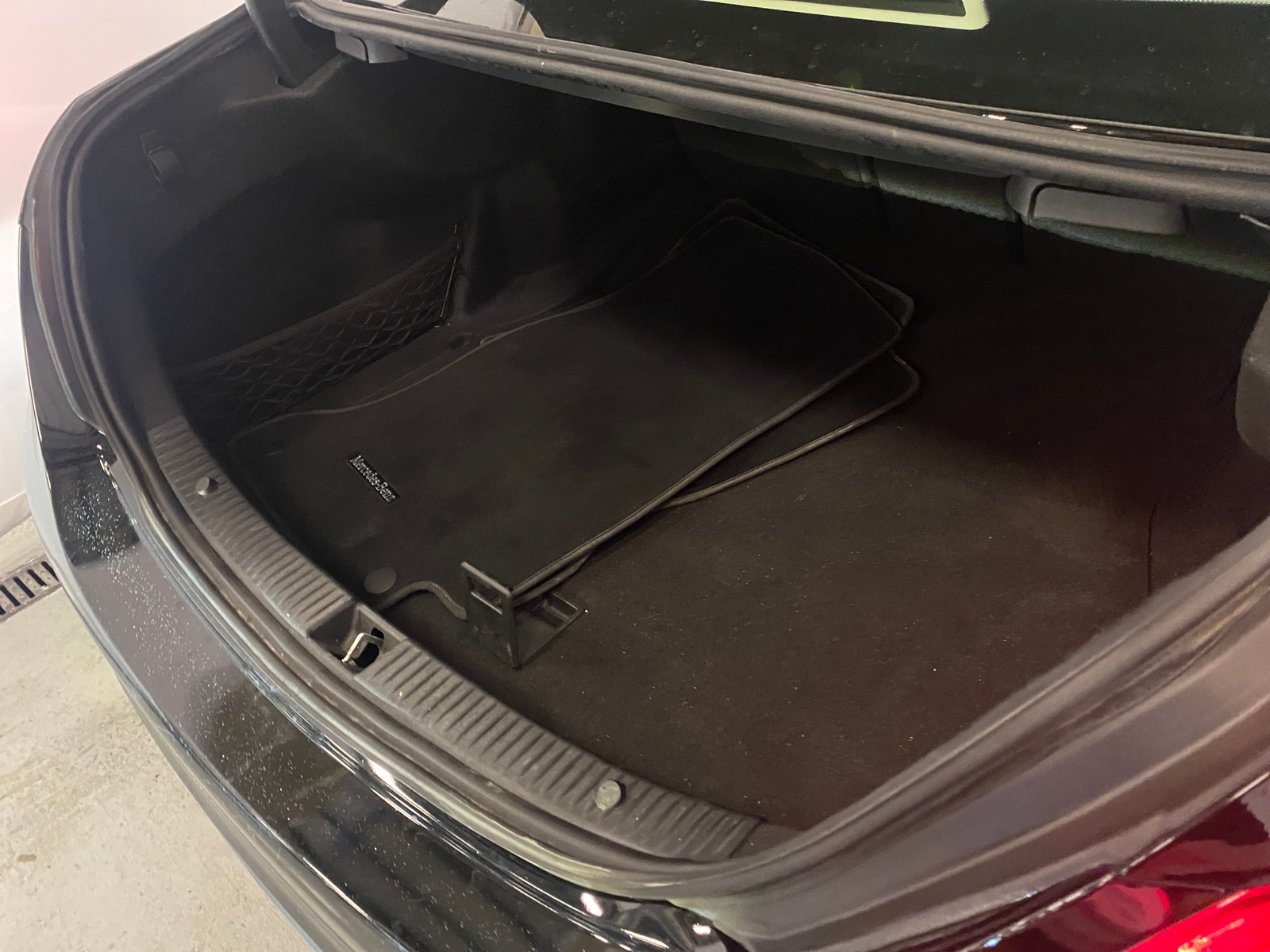 Thumbnail: 2016 Mercedes-Benz C-Class - 6