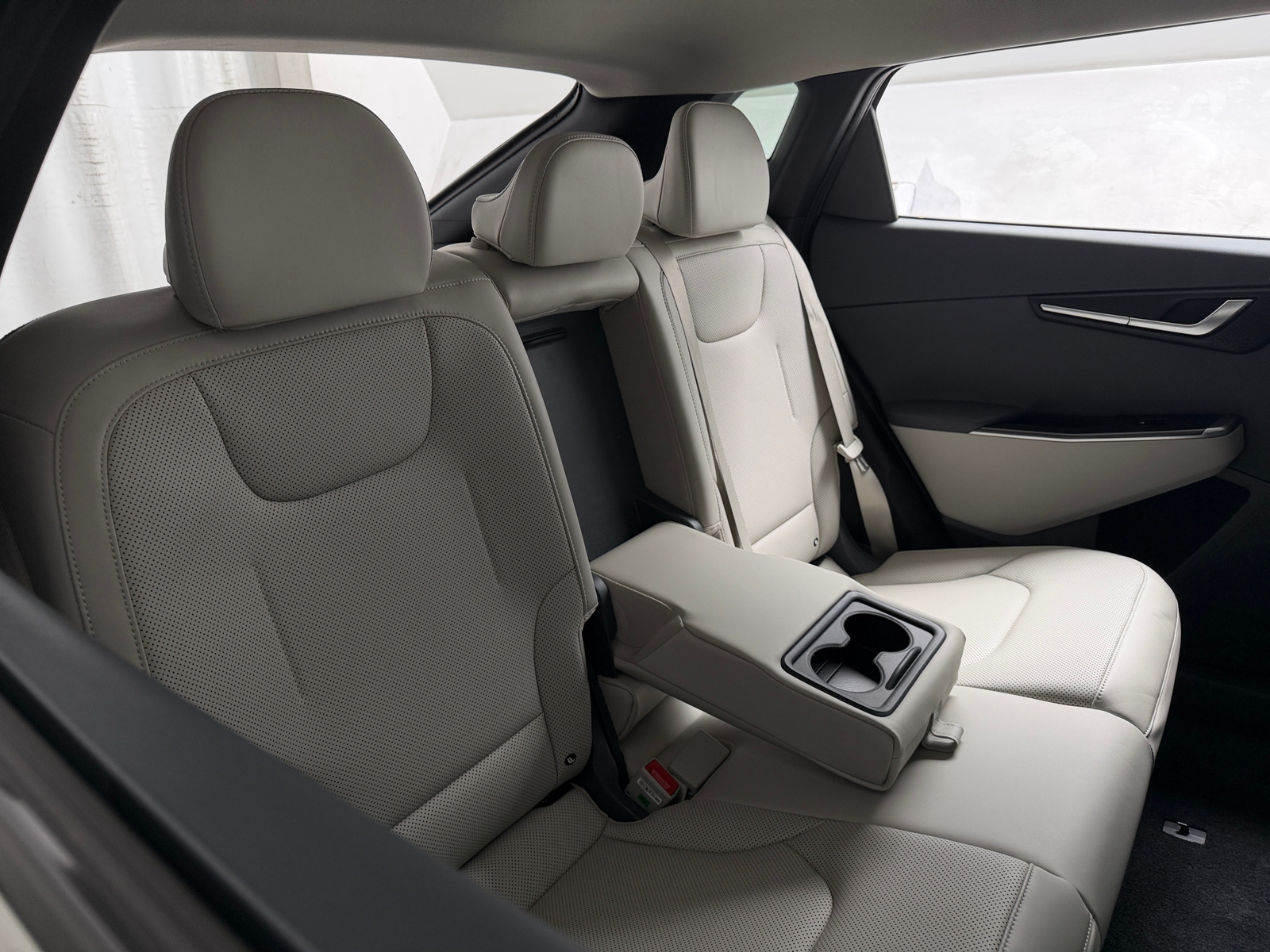 Thumbnail: 2024 Kia EV6 - 5