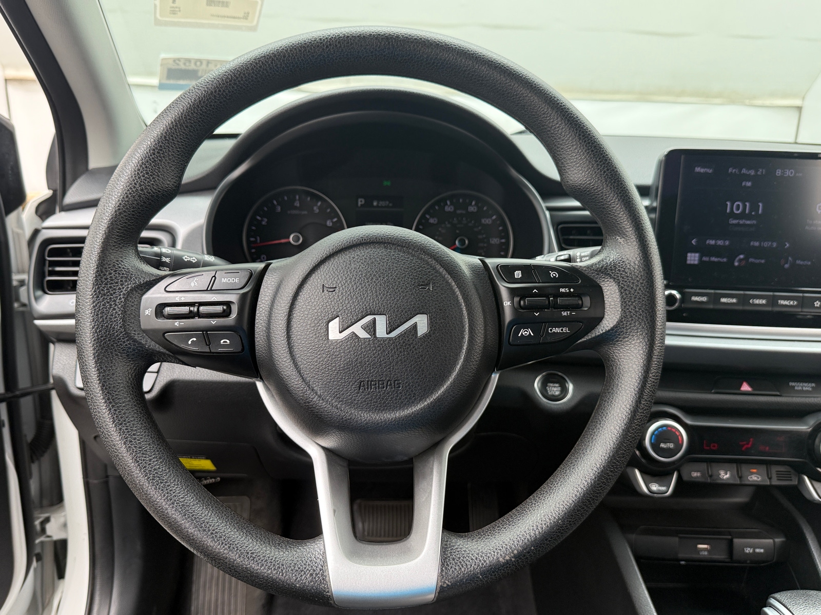 Thumbnail: 2023 Kia Rio - 5