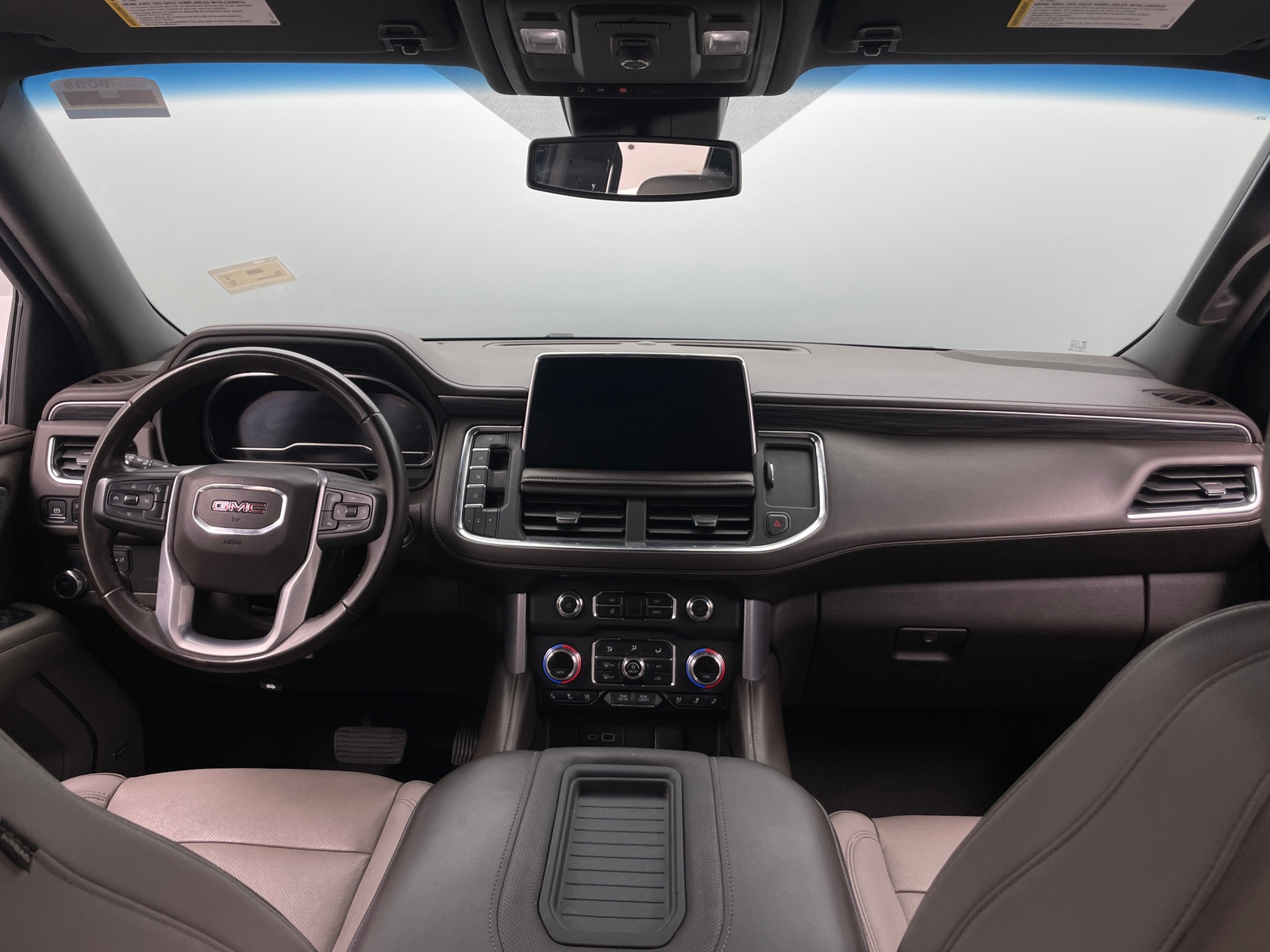 Thumbnail: 2023 GMC Yukon - 2