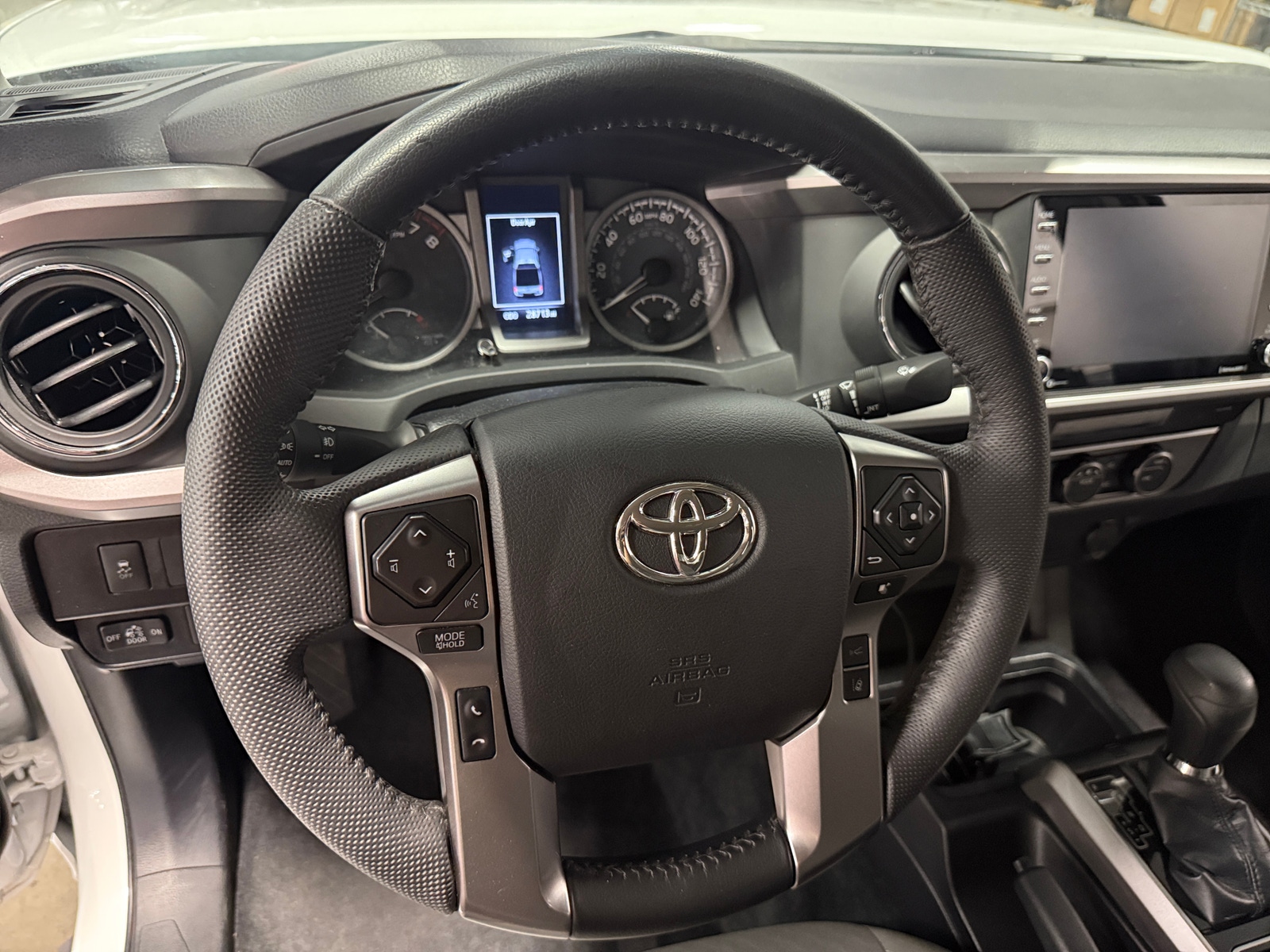 Thumbnail: 2022 Toyota Tacoma - 5