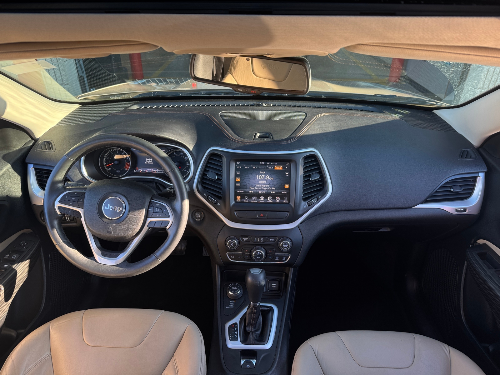 Thumbnail: 2015 Jeep Cherokee - 2