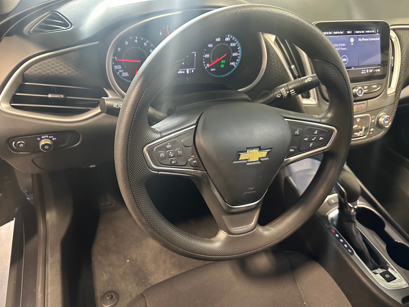 Thumbnail: 2023 Chevrolet Malibu - 5