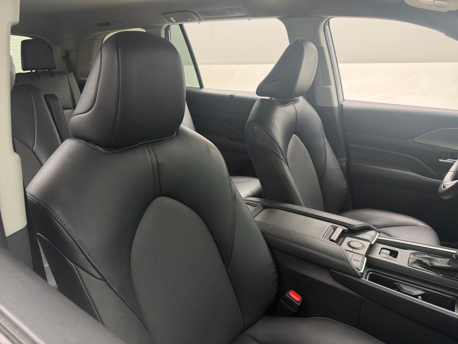 Thumbnail: 2025 Toyota Grand Highlander - 2