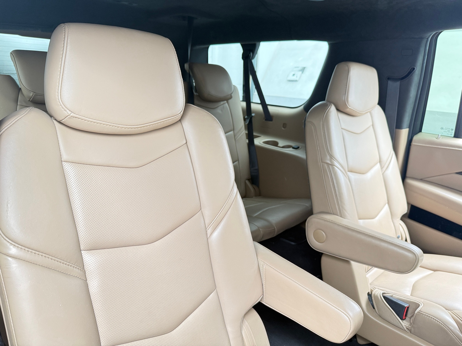 Thumbnail: 2019 Cadillac Escalade - 5
