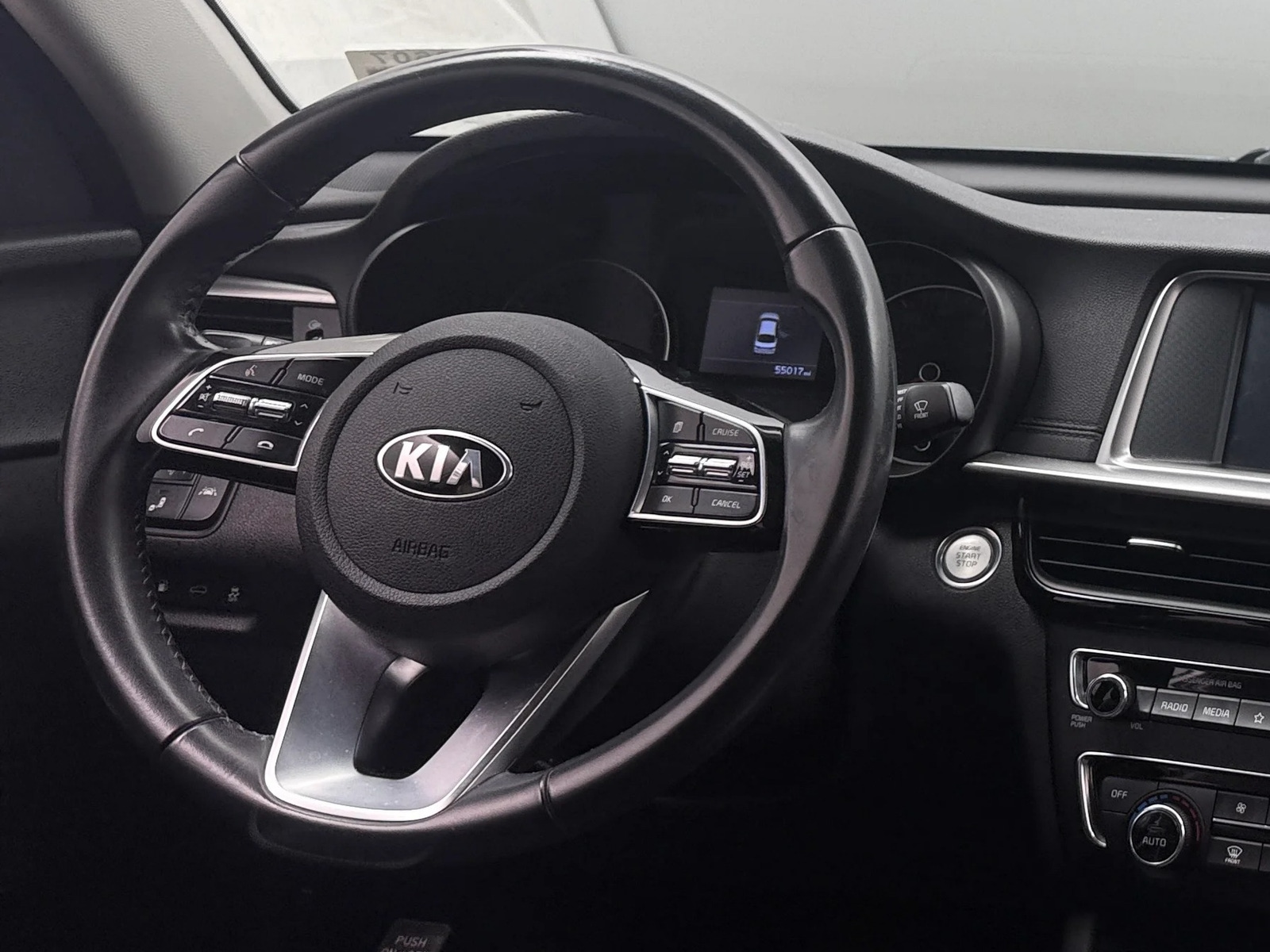 Thumbnail: 2019 Kia Optima - 4