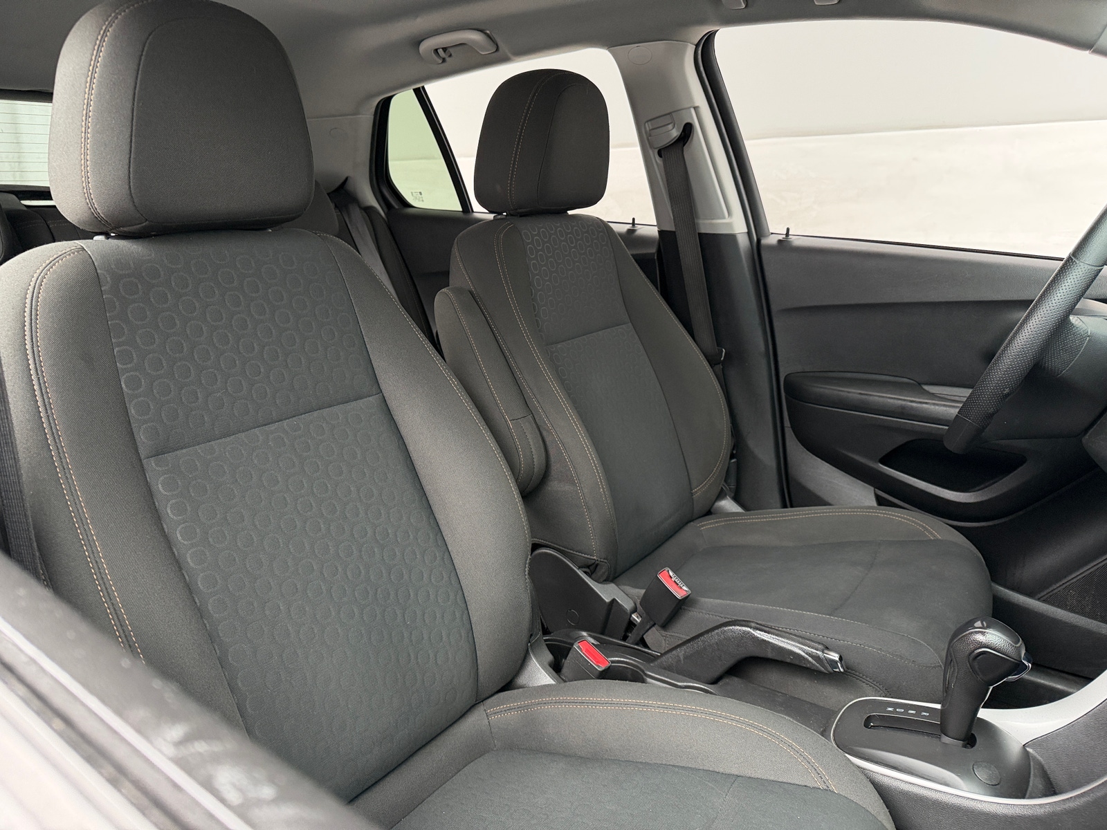 Thumbnail: 2021 Chevrolet Trax - 2