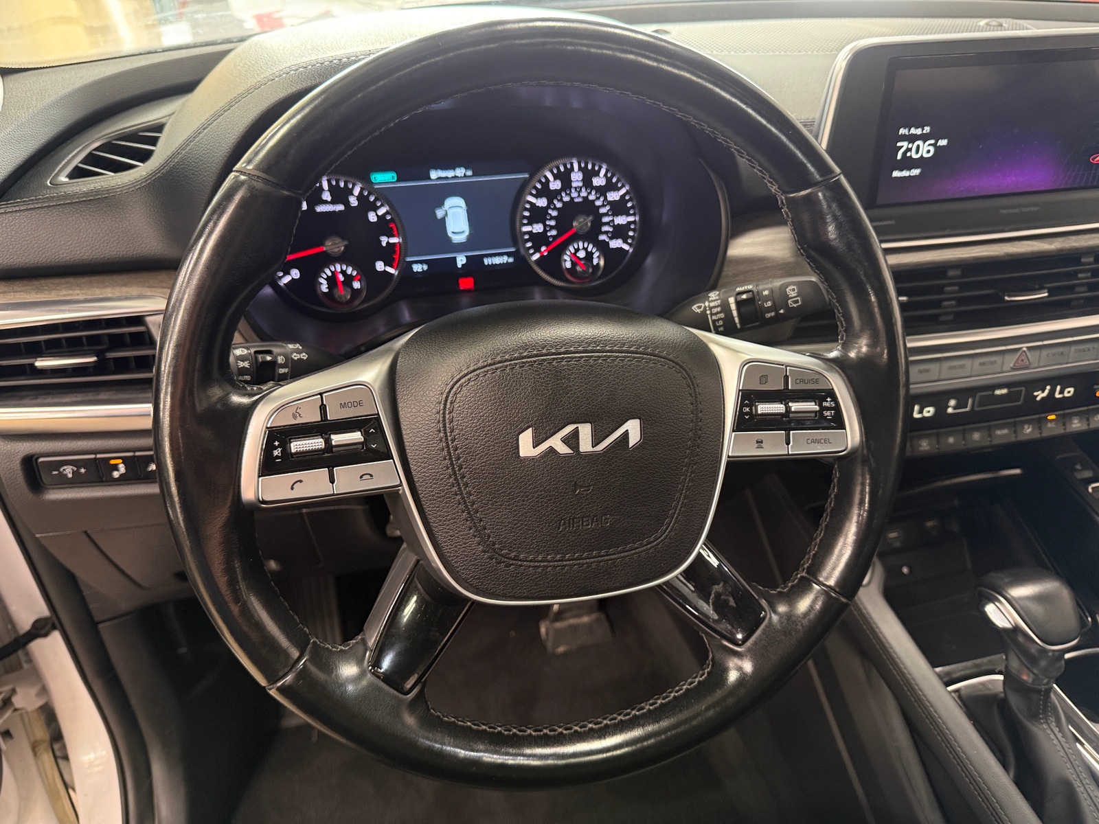 Thumbnail: 2022 Kia Telluride - 4