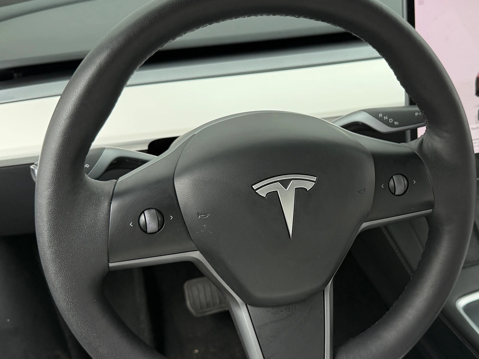 Thumbnail: 2023 Tesla Model Y - 3