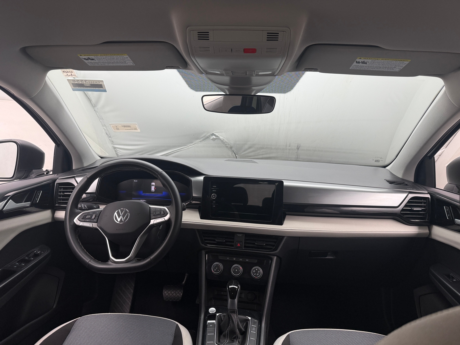 Thumbnail: 2025 Volkswagen Taos - 3
