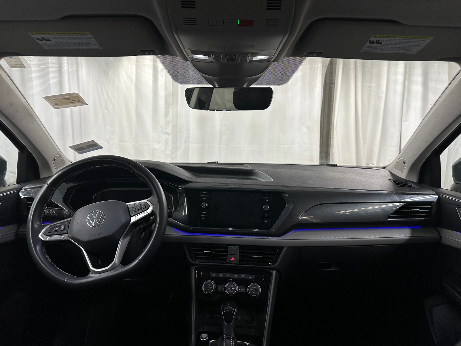 Thumbnail: 2022 Volkswagen Taos - 2
