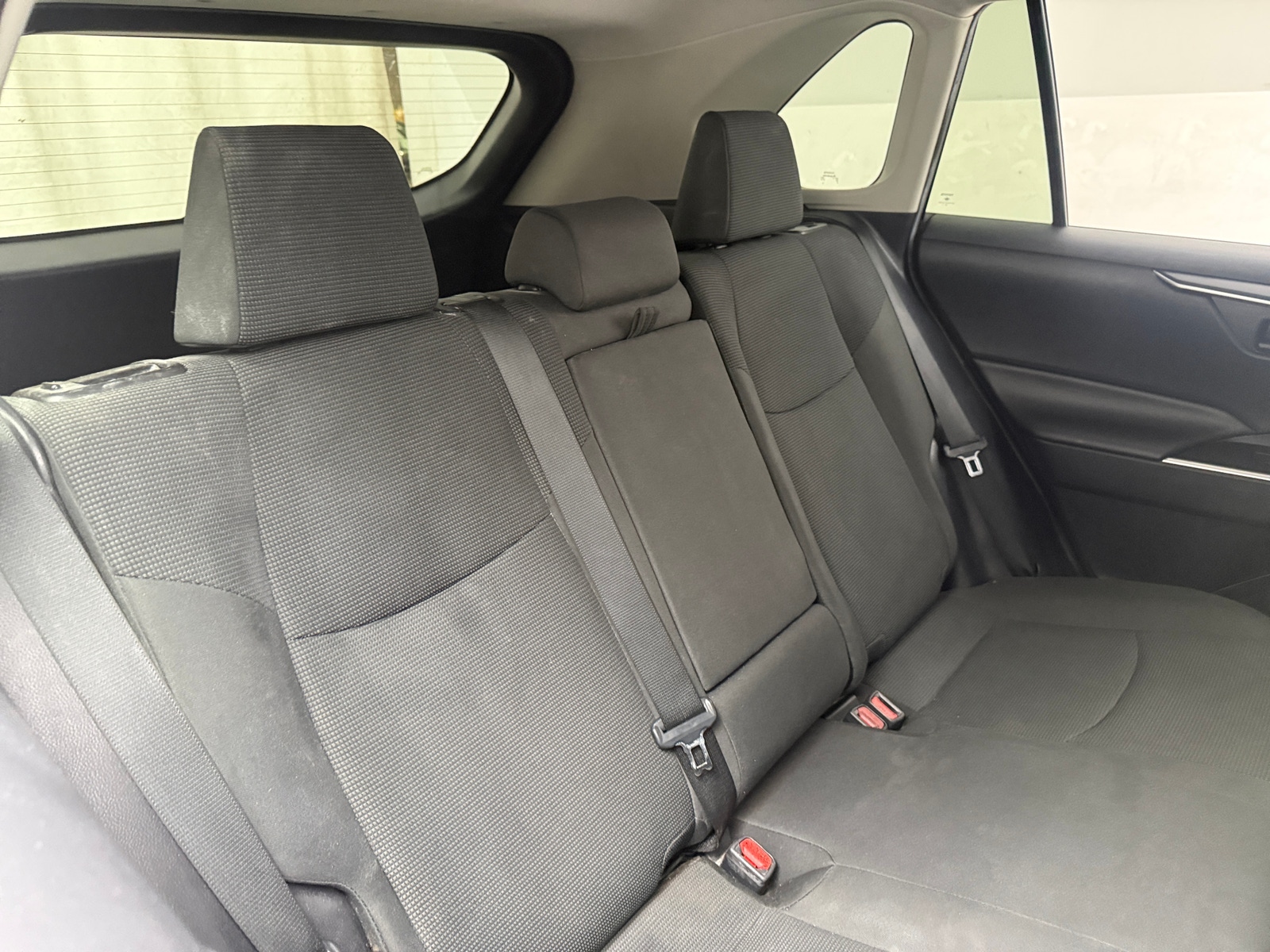 Thumbnail: 2019 Toyota RAV4 - 6