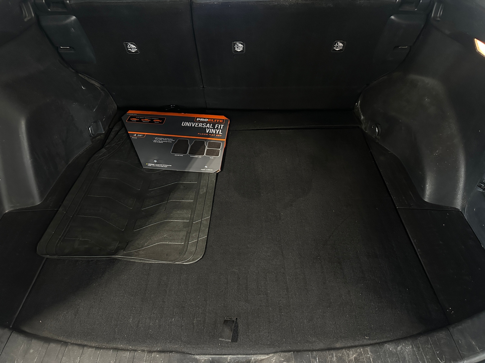 Thumbnail: 2019 Toyota RAV4 - 7