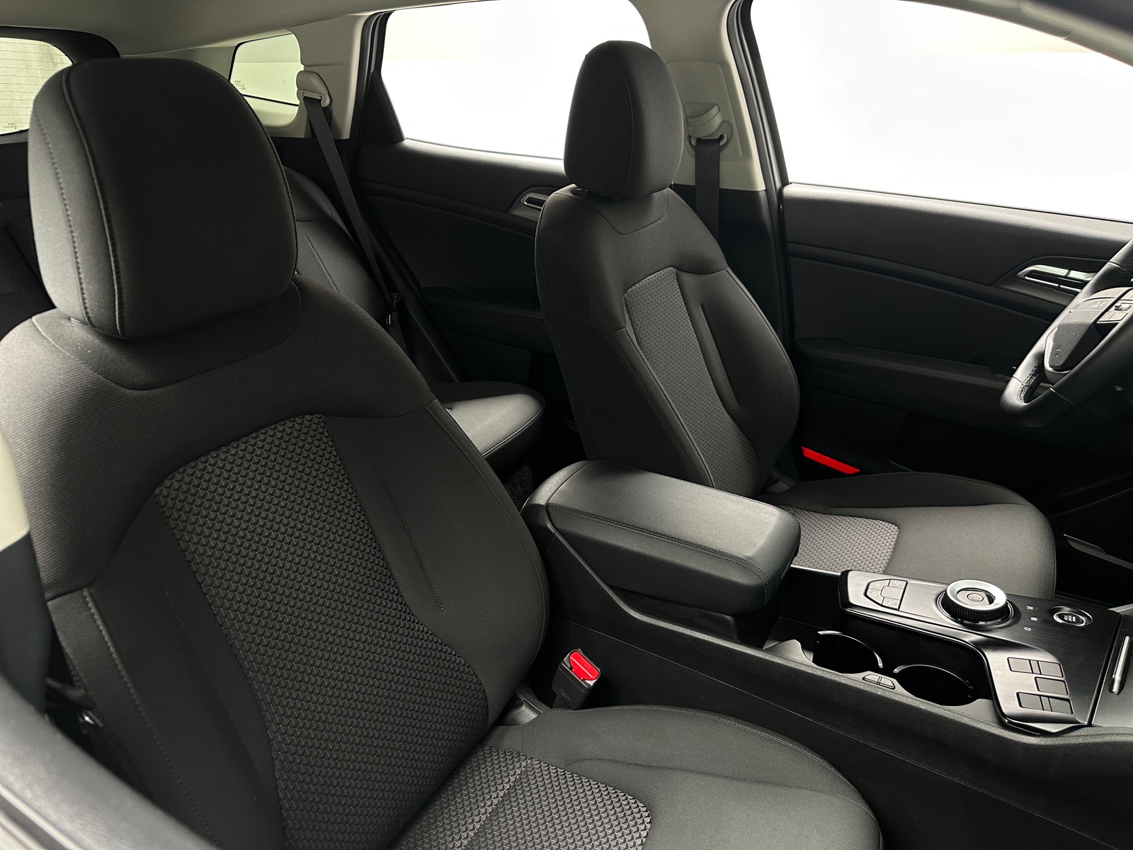 Thumbnail: 2026 Kia Sportage - 2