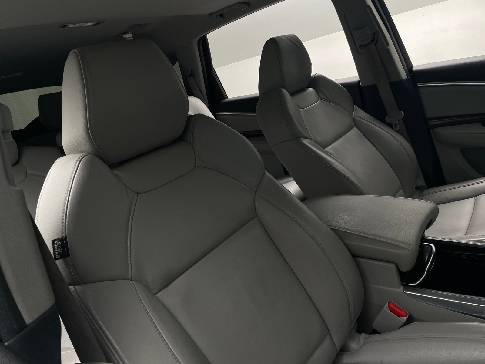 Thumbnail: 2017 Acura MDX - 2