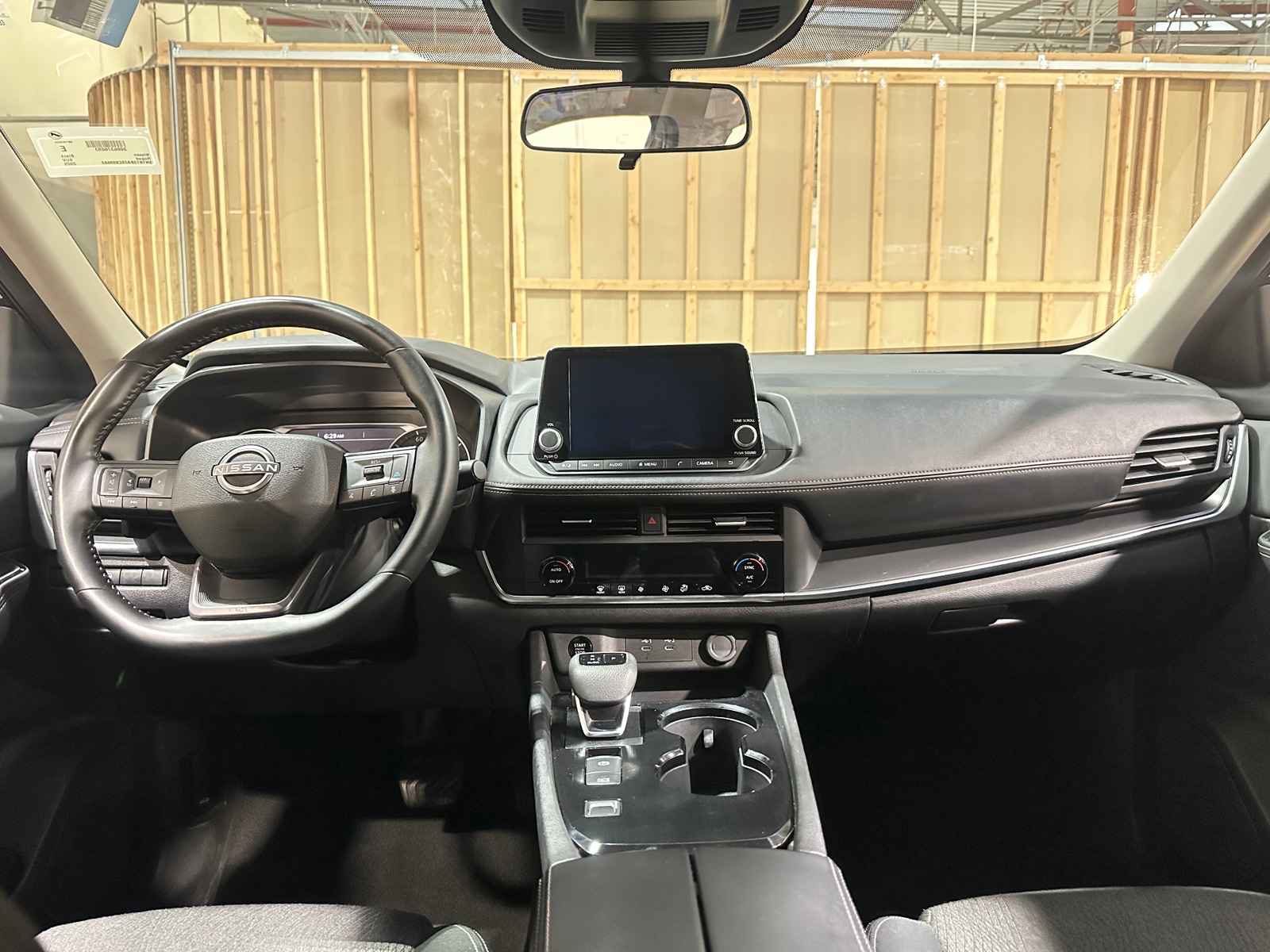Thumbnail: 2025 Nissan Rogue - 3
