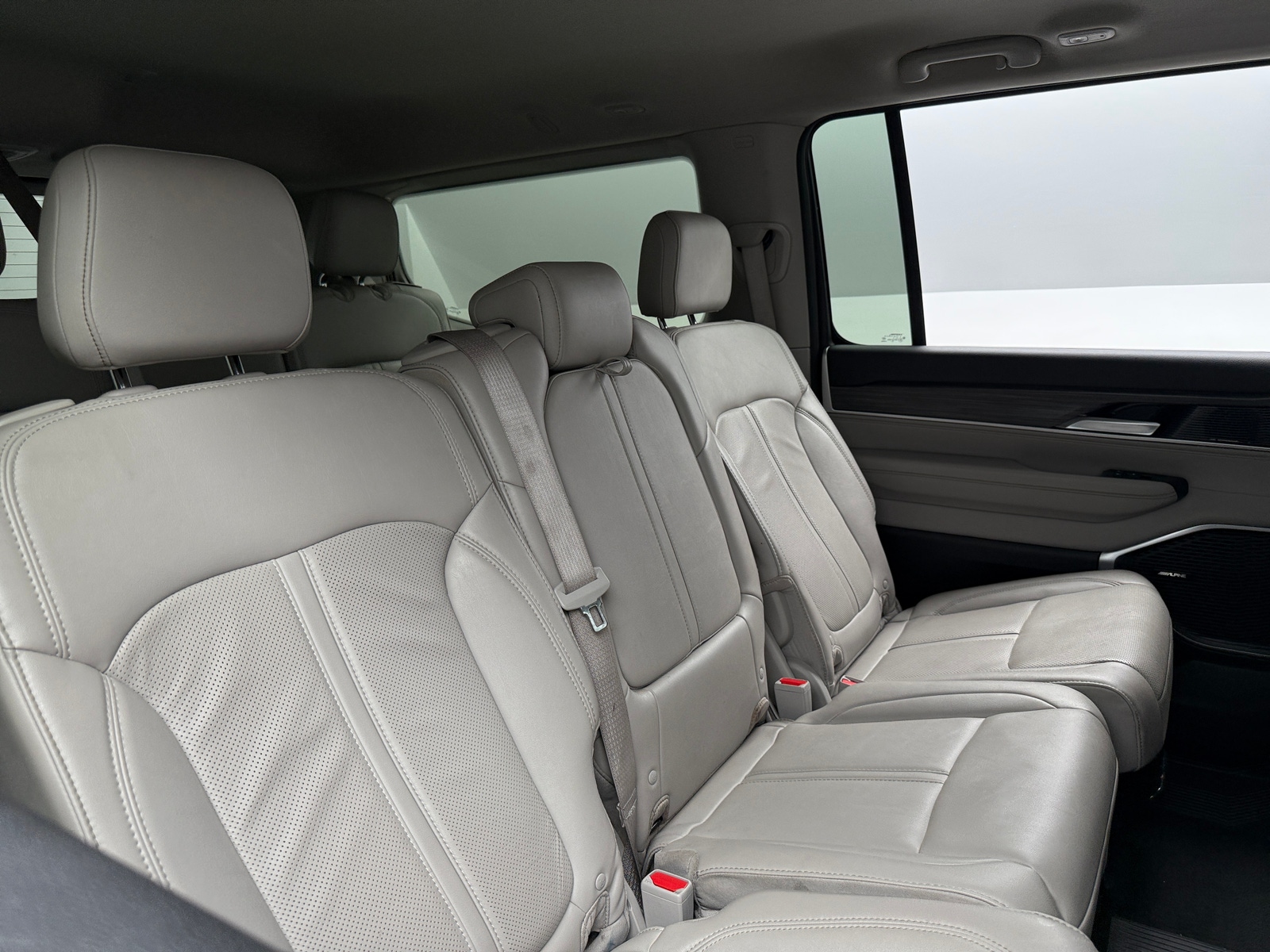 Thumbnail: 2024 Jeep Wagoneer - 5