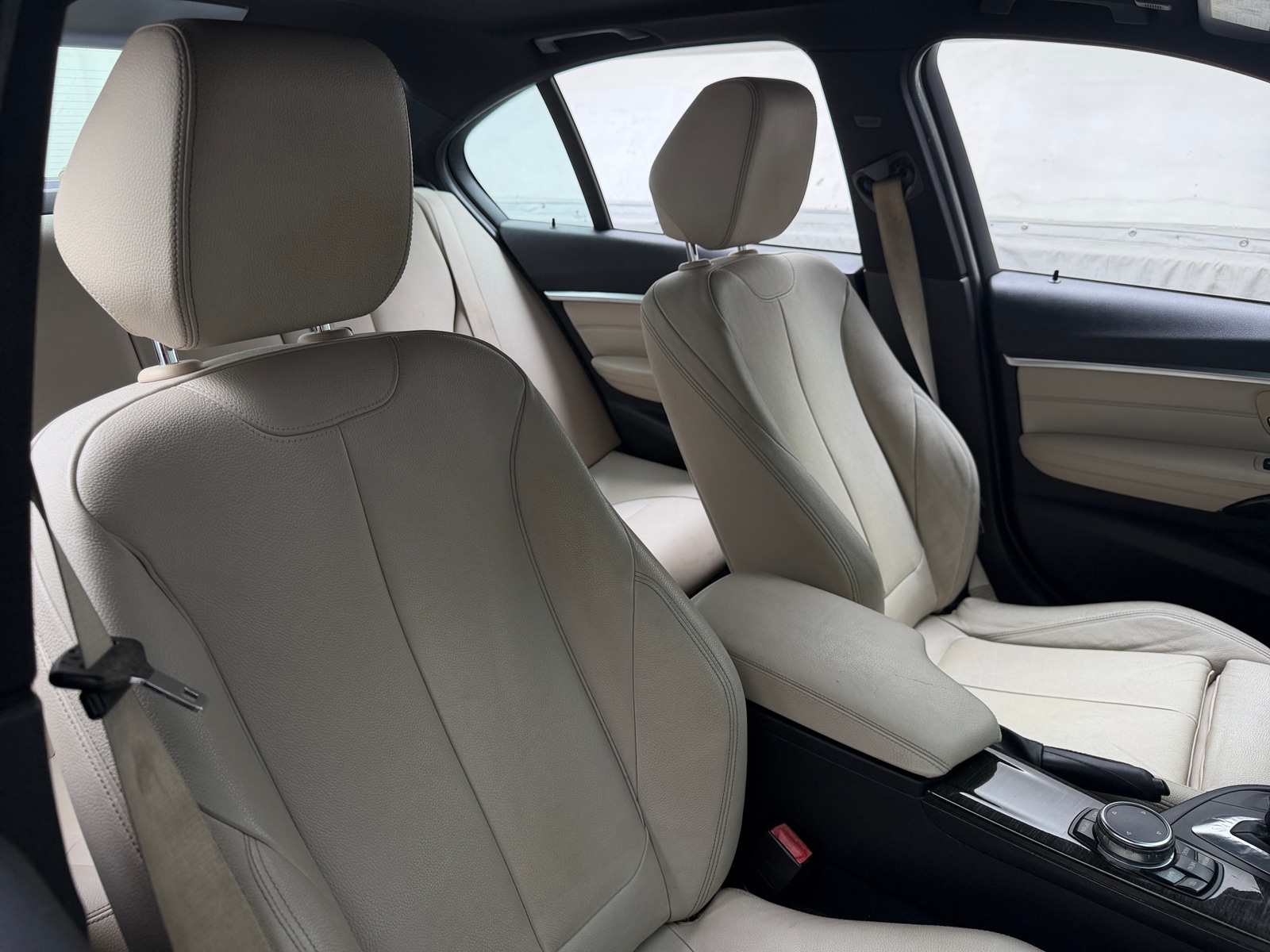 Thumbnail: 2016 BMW 3 Series - 2