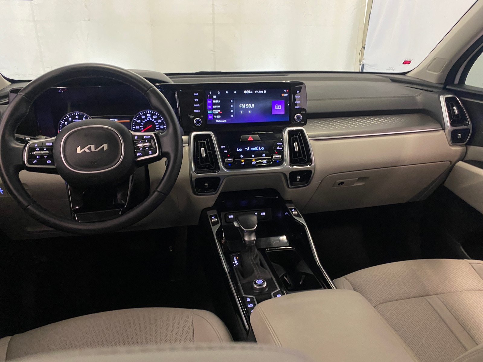 Thumbnail: 2022 Kia Sorento - 2