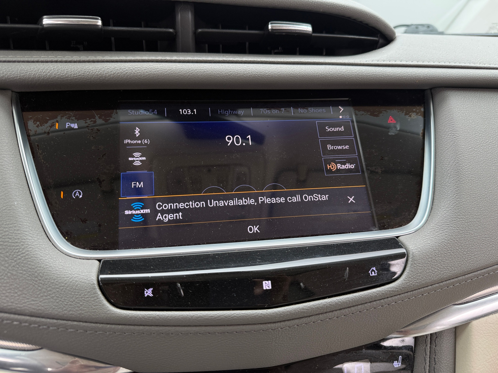 Thumbnail: 2021 Cadillac XT5 - 3