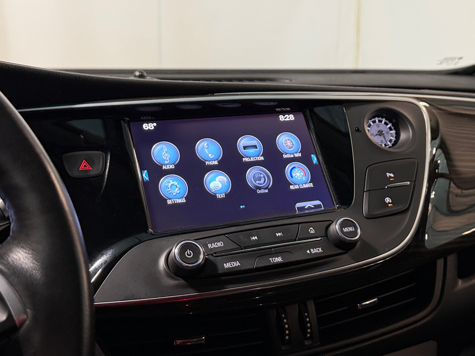 Thumbnail: 2020 Buick Envision - 3
