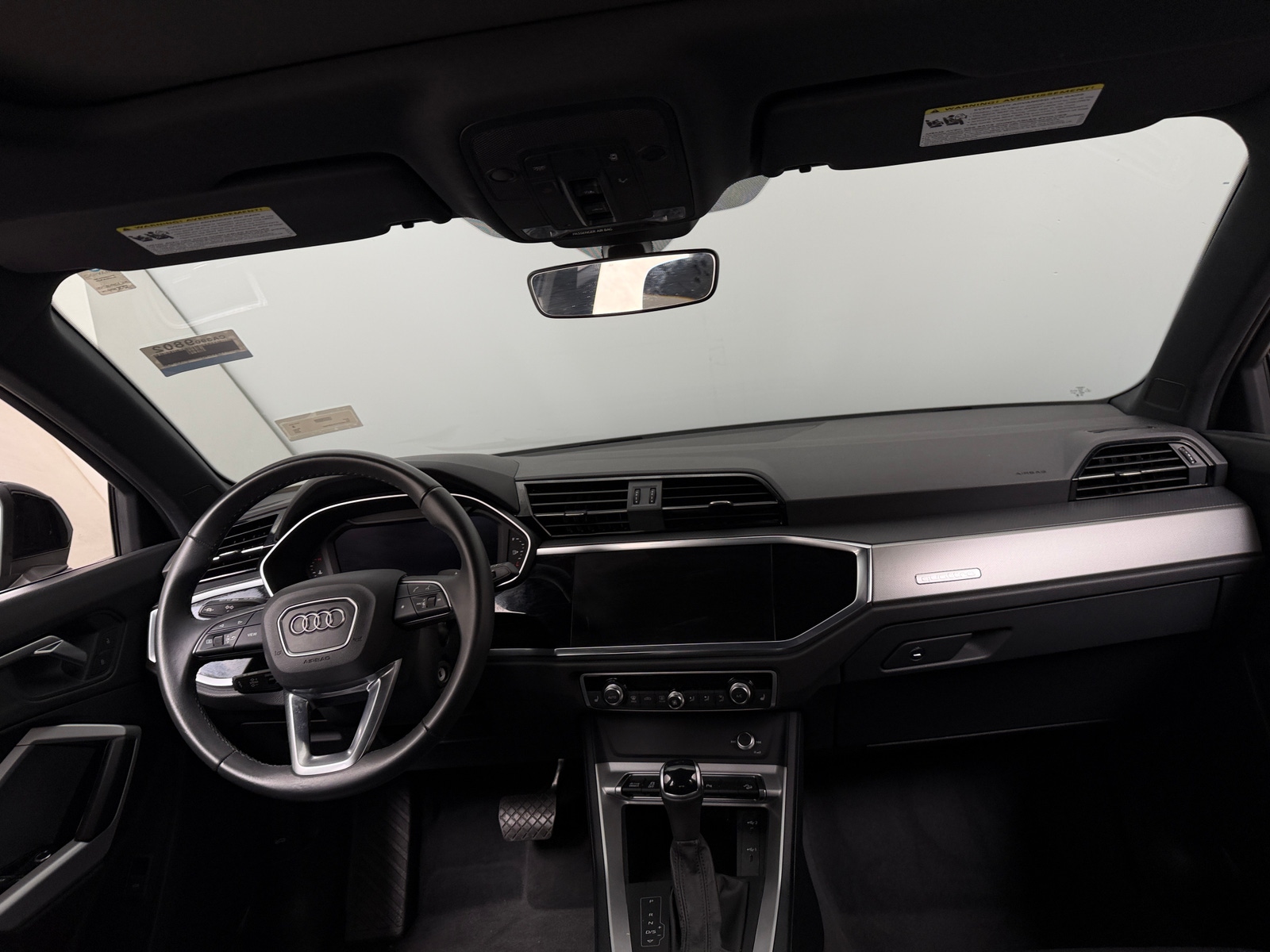 Thumbnail: 2025 Audi Q3 - 2