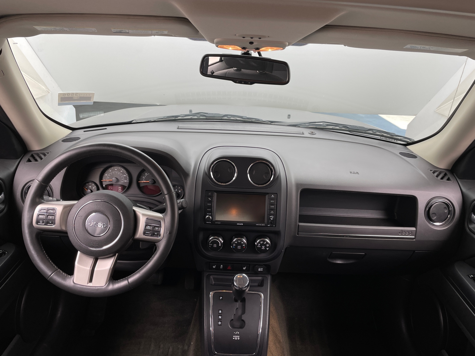 Thumbnail: 2016 Jeep Patriot - 3
