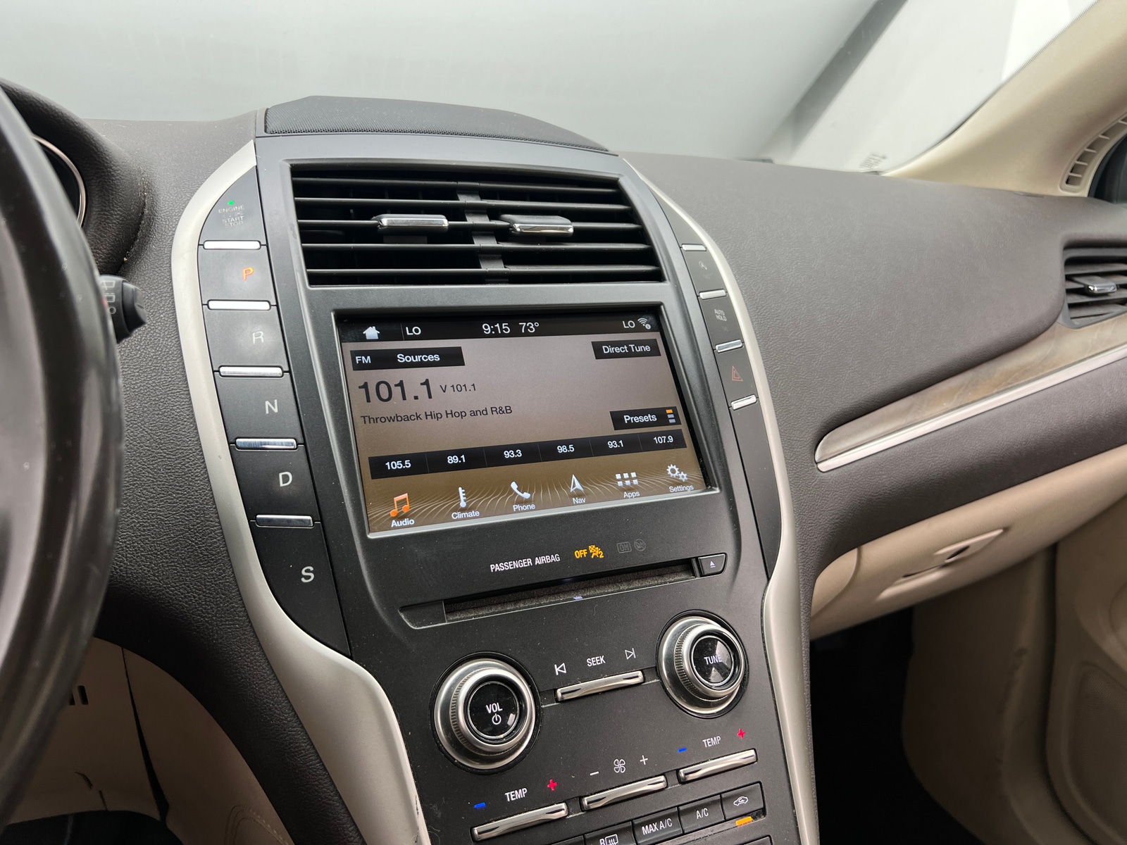 Thumbnail: 2017 Lincoln MKC - 3