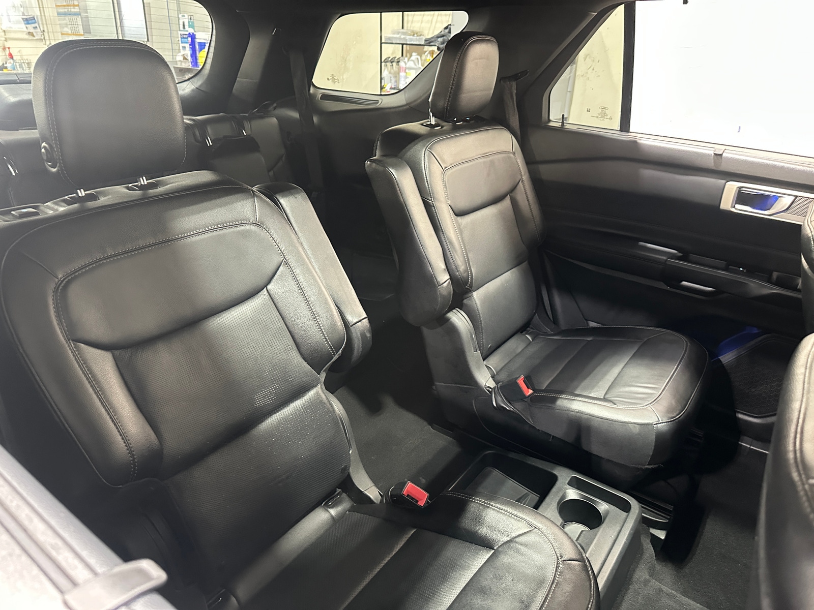 Thumbnail: 2020 Ford Explorer - 5