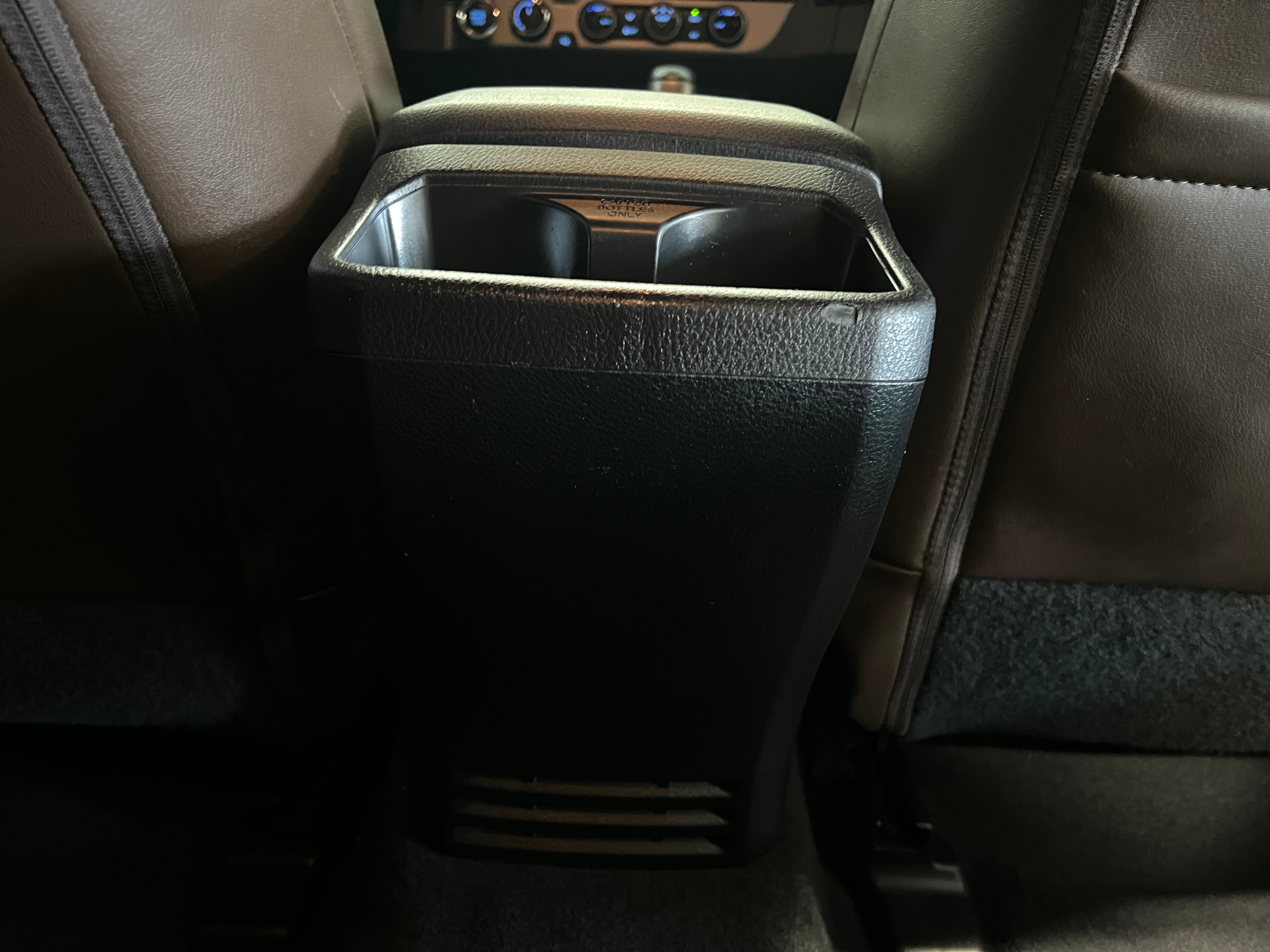 2016 Toyota Tacoma Limited - Photo 2