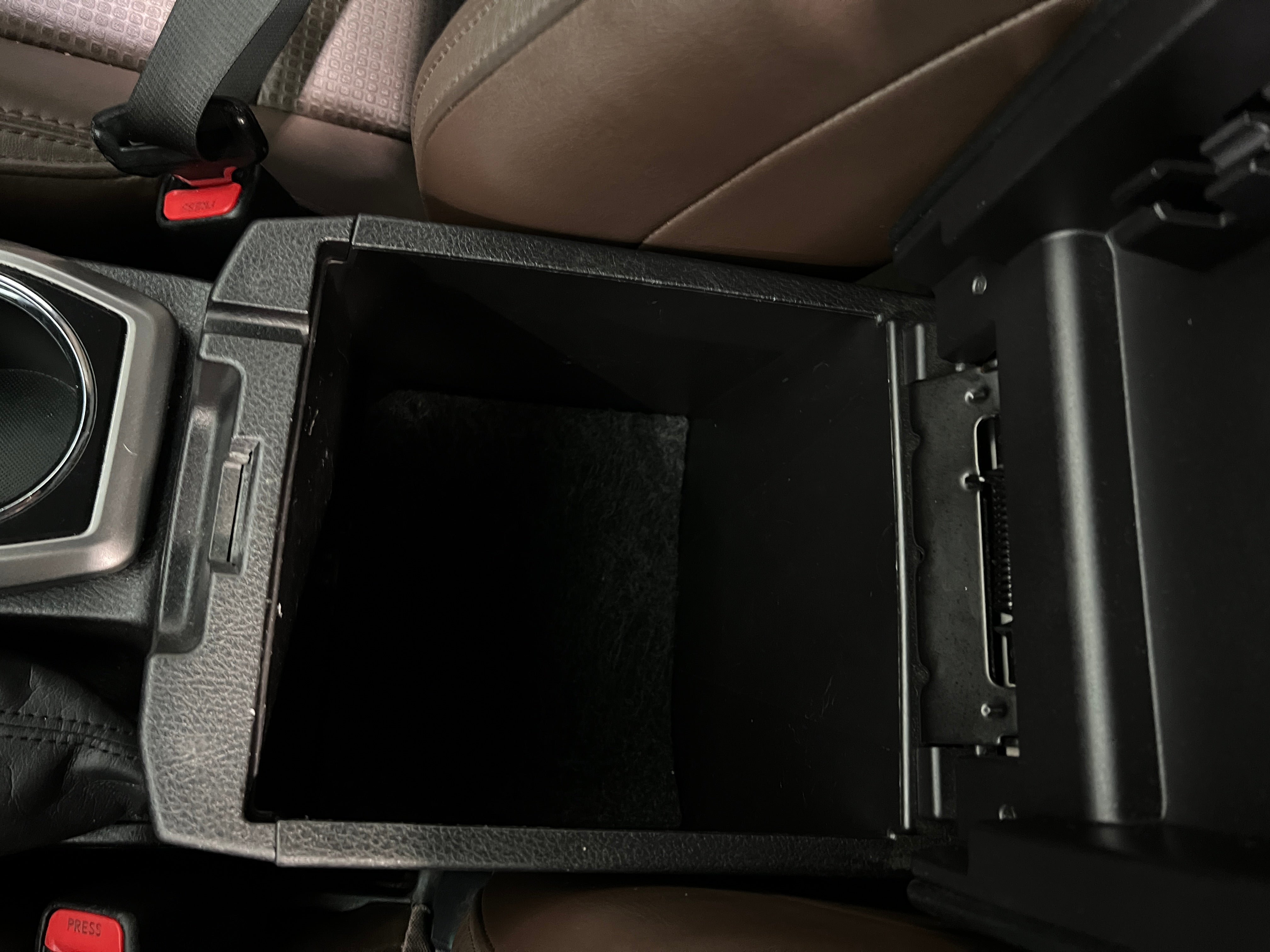 2016 Toyota Tacoma Limited - Photo 17