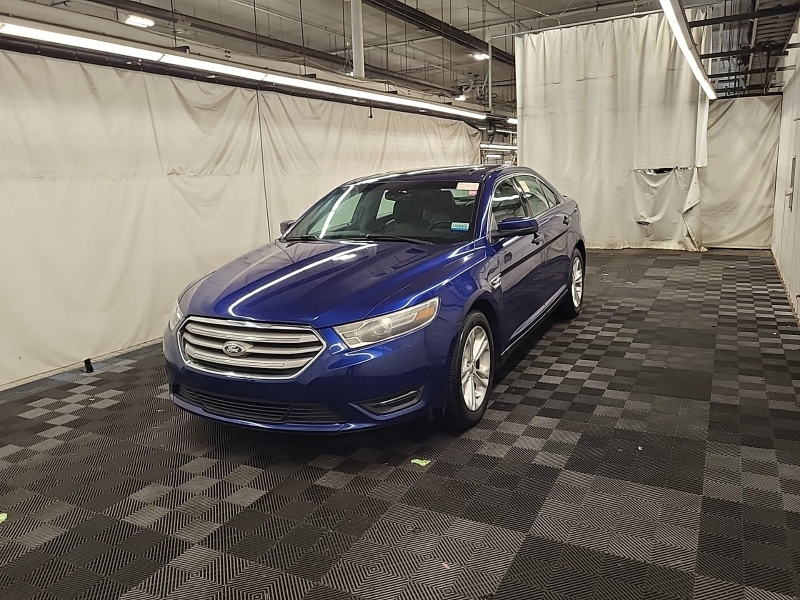 2015 Ford Taurus SEL
