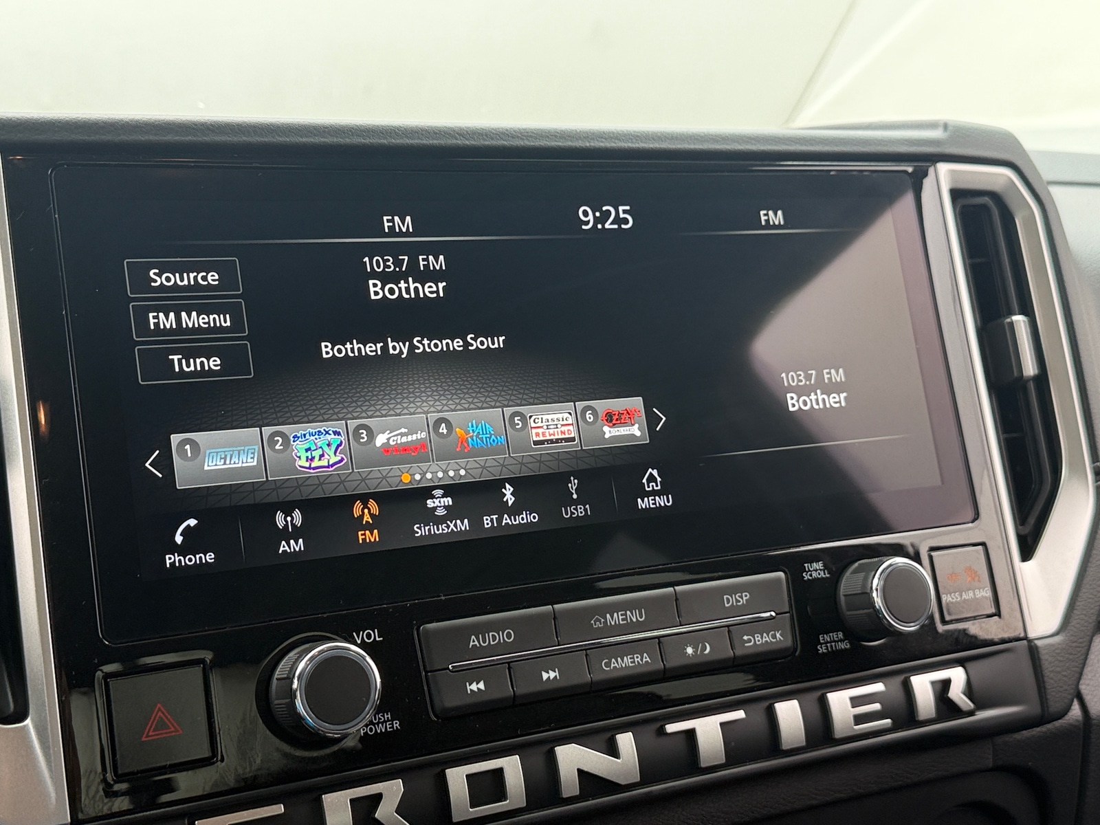 Thumbnail: 2025 Nissan Frontier - 3