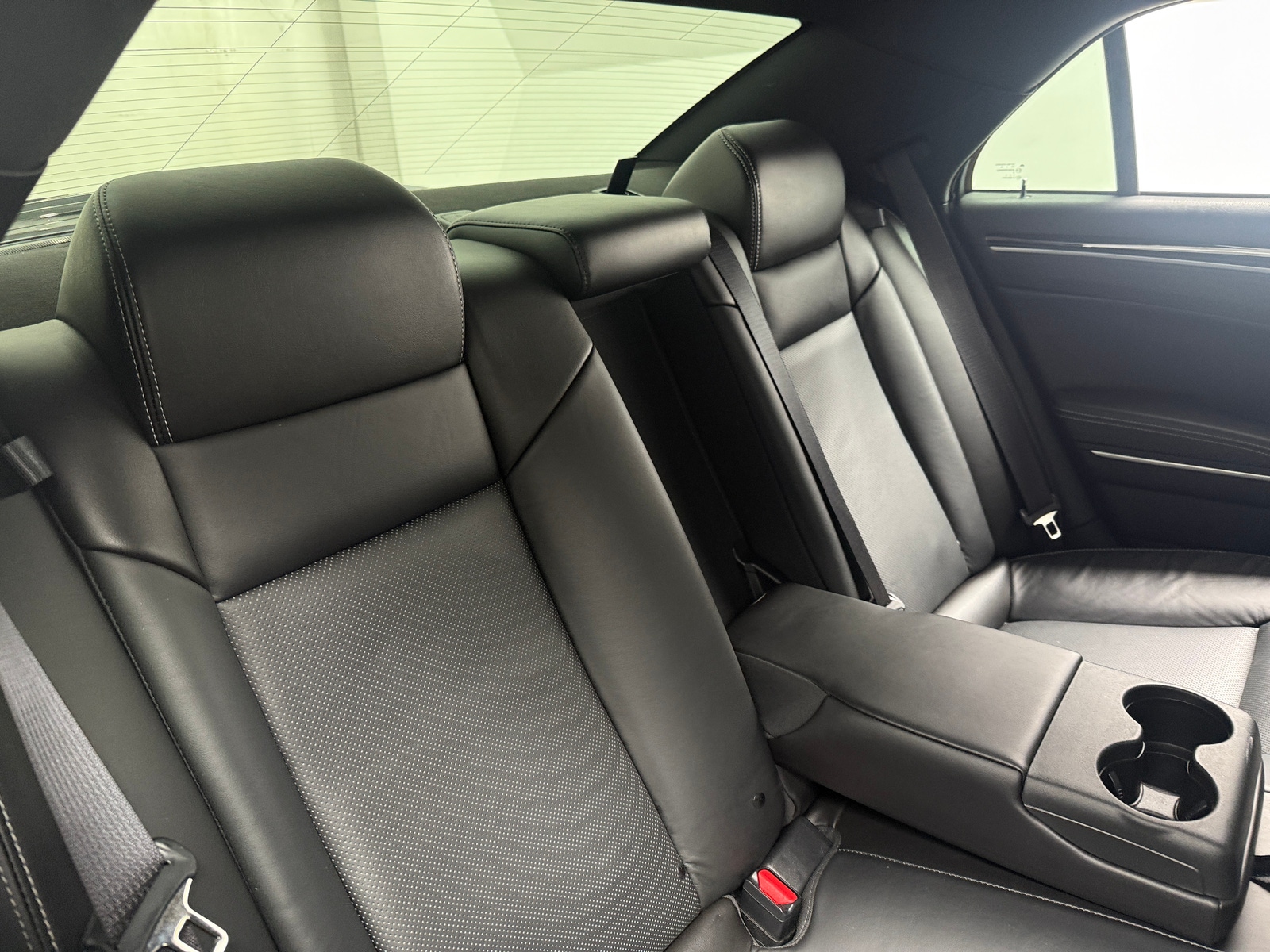 Thumbnail: 2023 Chrysler 300 - 5