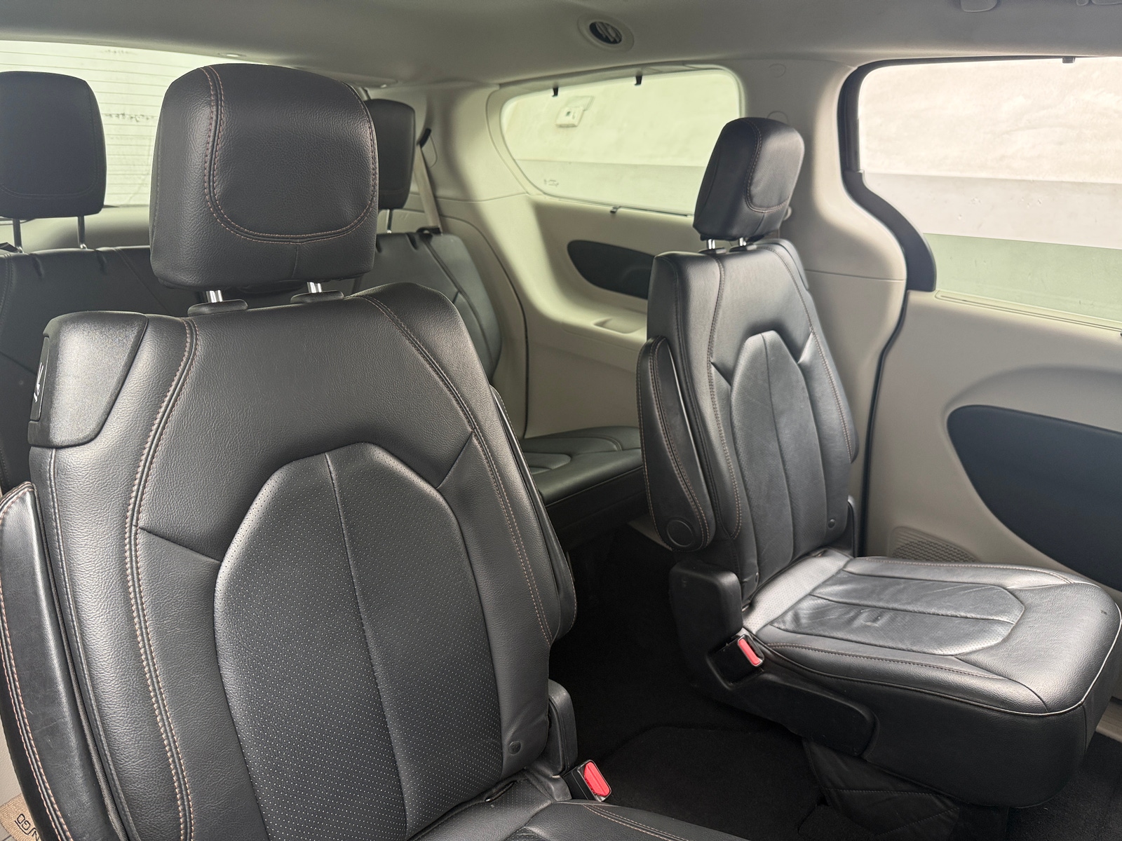 Thumbnail: 2020 Chrysler Pacifica - 5