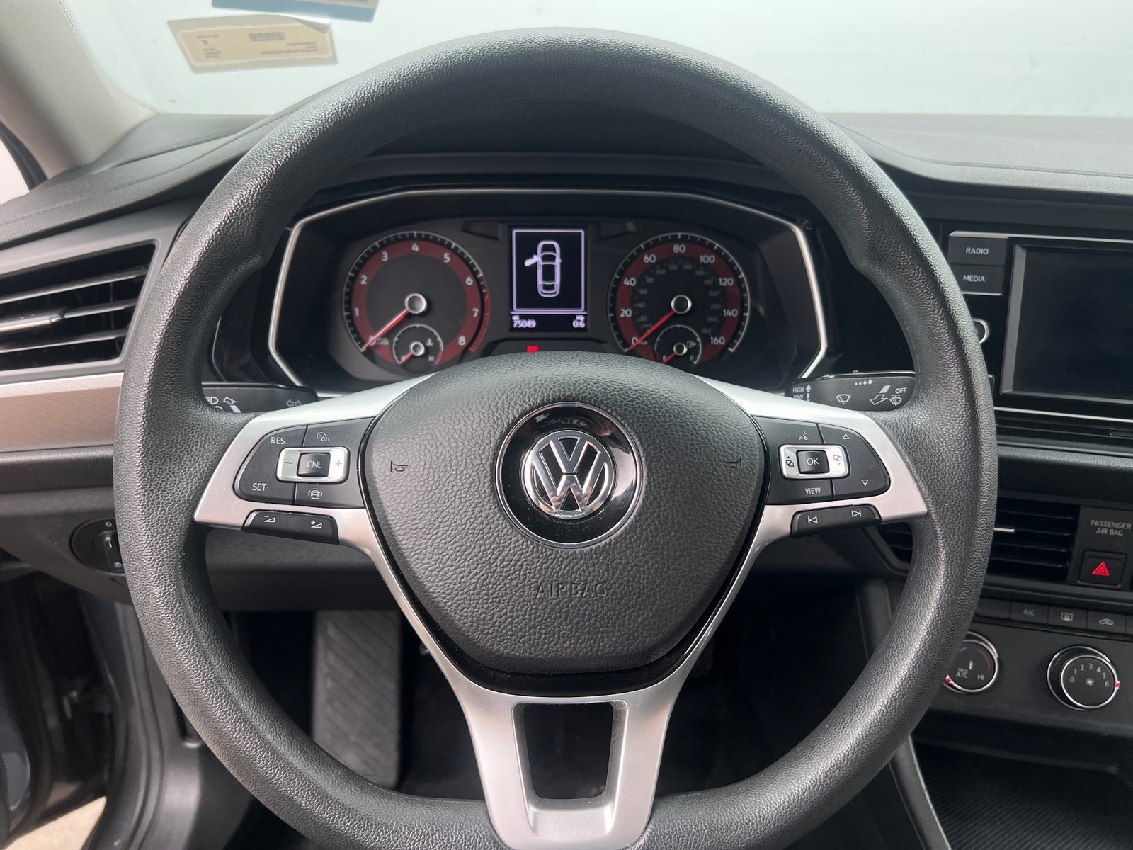 Thumbnail: 2019 Volkswagen Jetta - 5