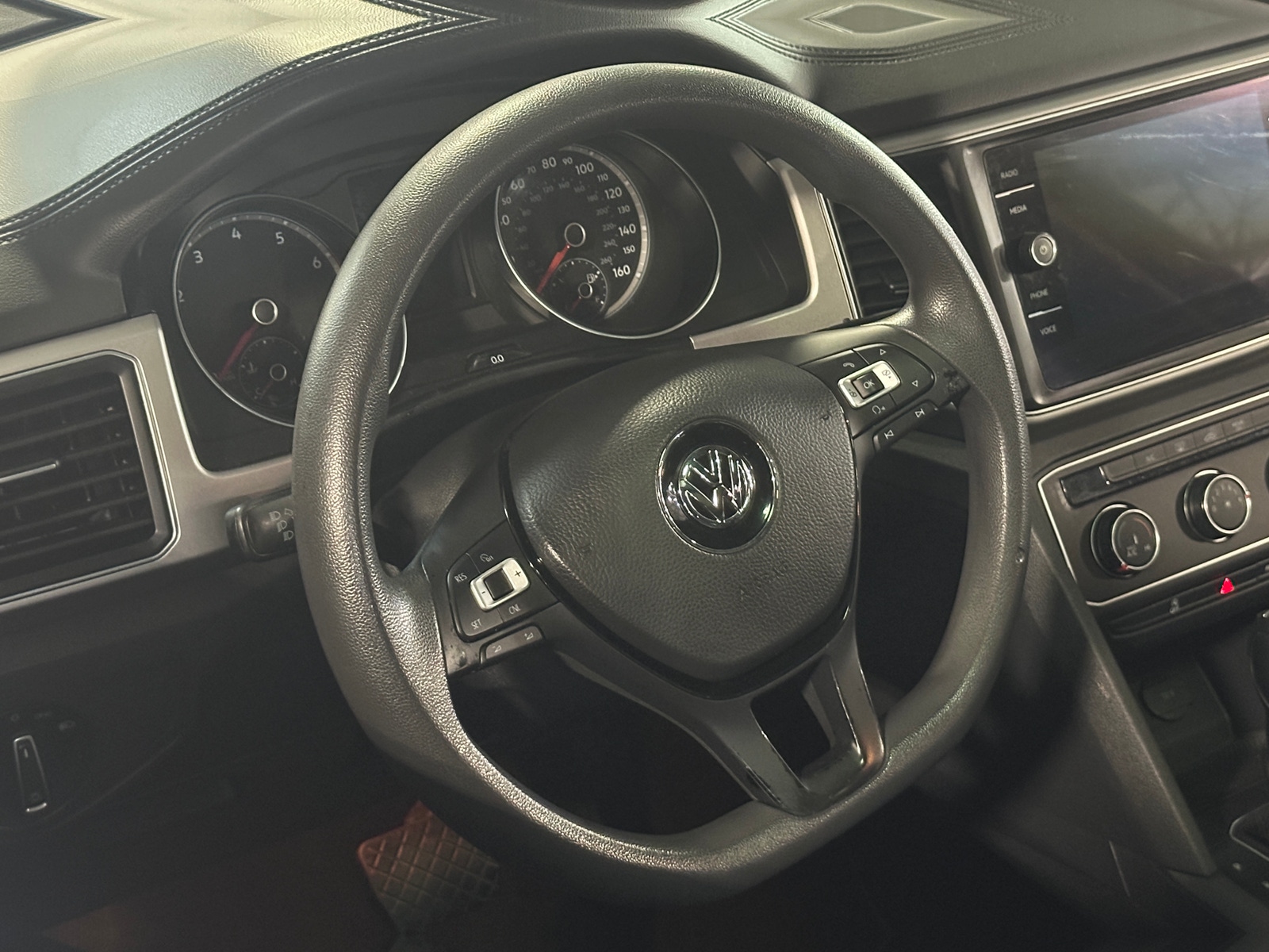 Thumbnail: 2018 Volkswagen Atlas - 5
