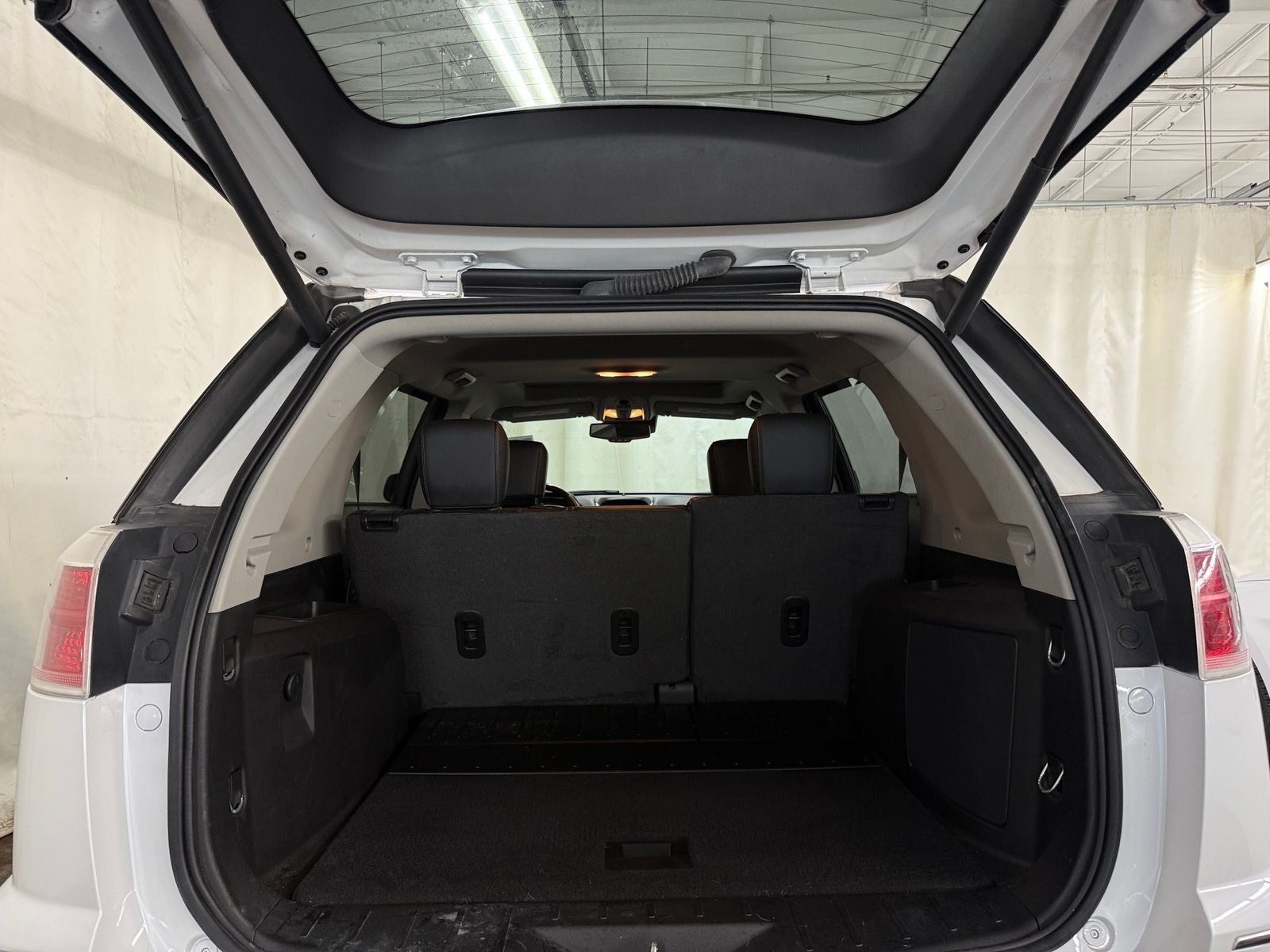 Thumbnail: 2017 GMC Terrain - 6