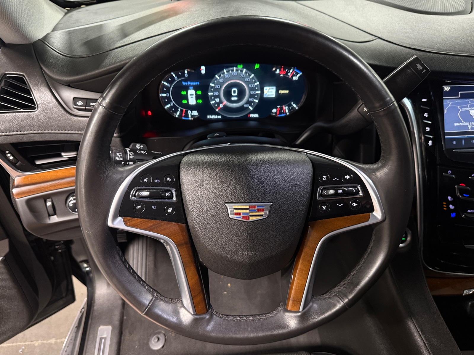 Thumbnail: 2017 Cadillac Escalade - 4