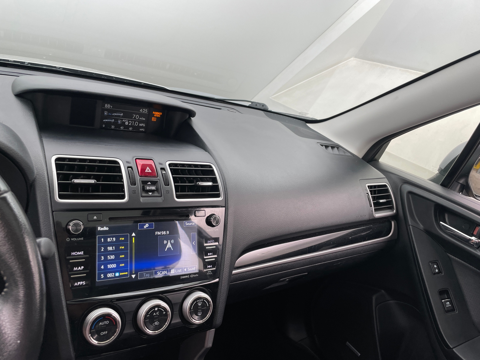 Thumbnail: 2018 Subaru Forester - 3