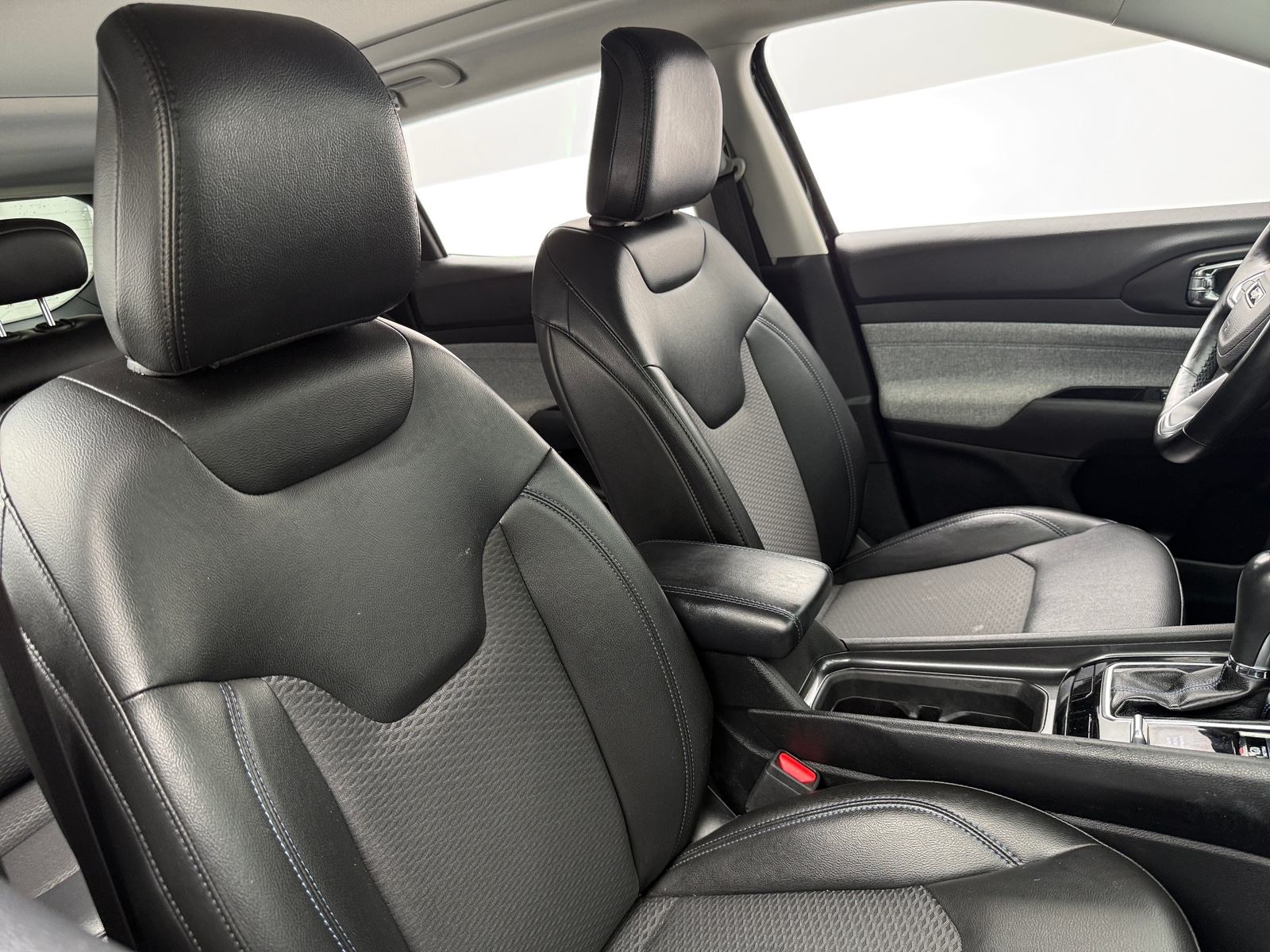 Thumbnail: 2022 Jeep Compass - 2