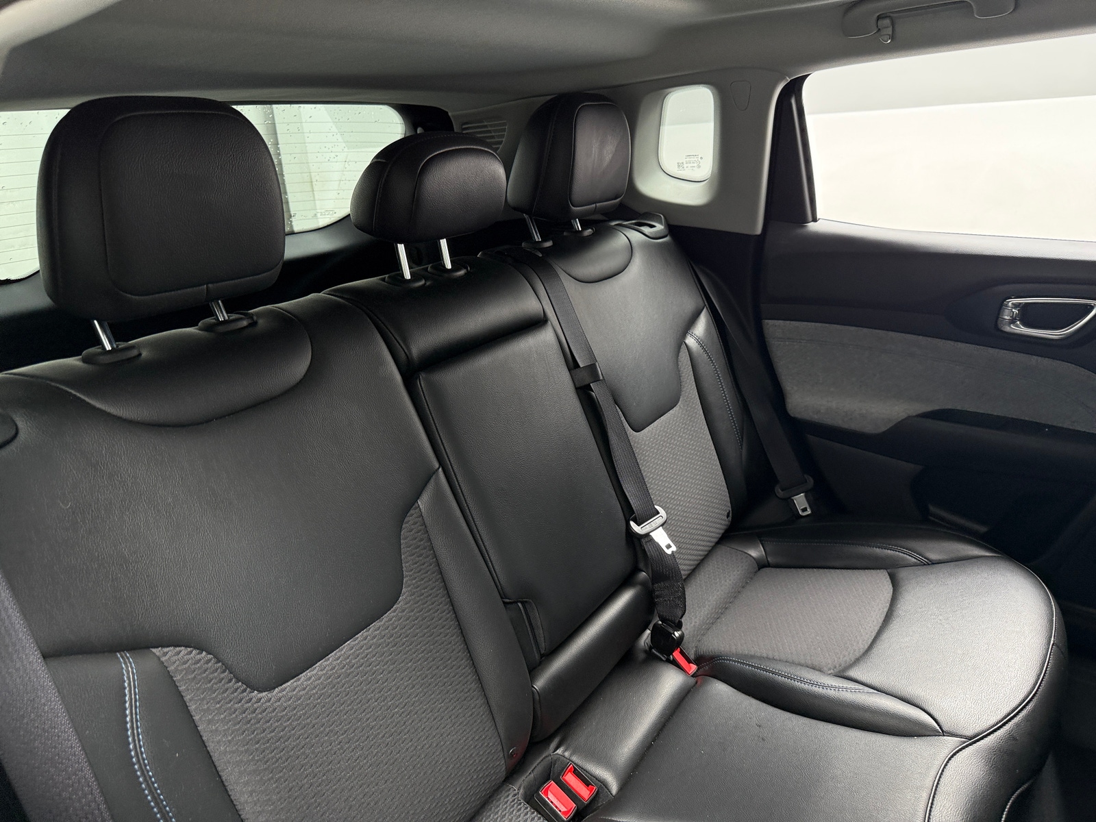 Thumbnail: 2022 Jeep Compass - 6